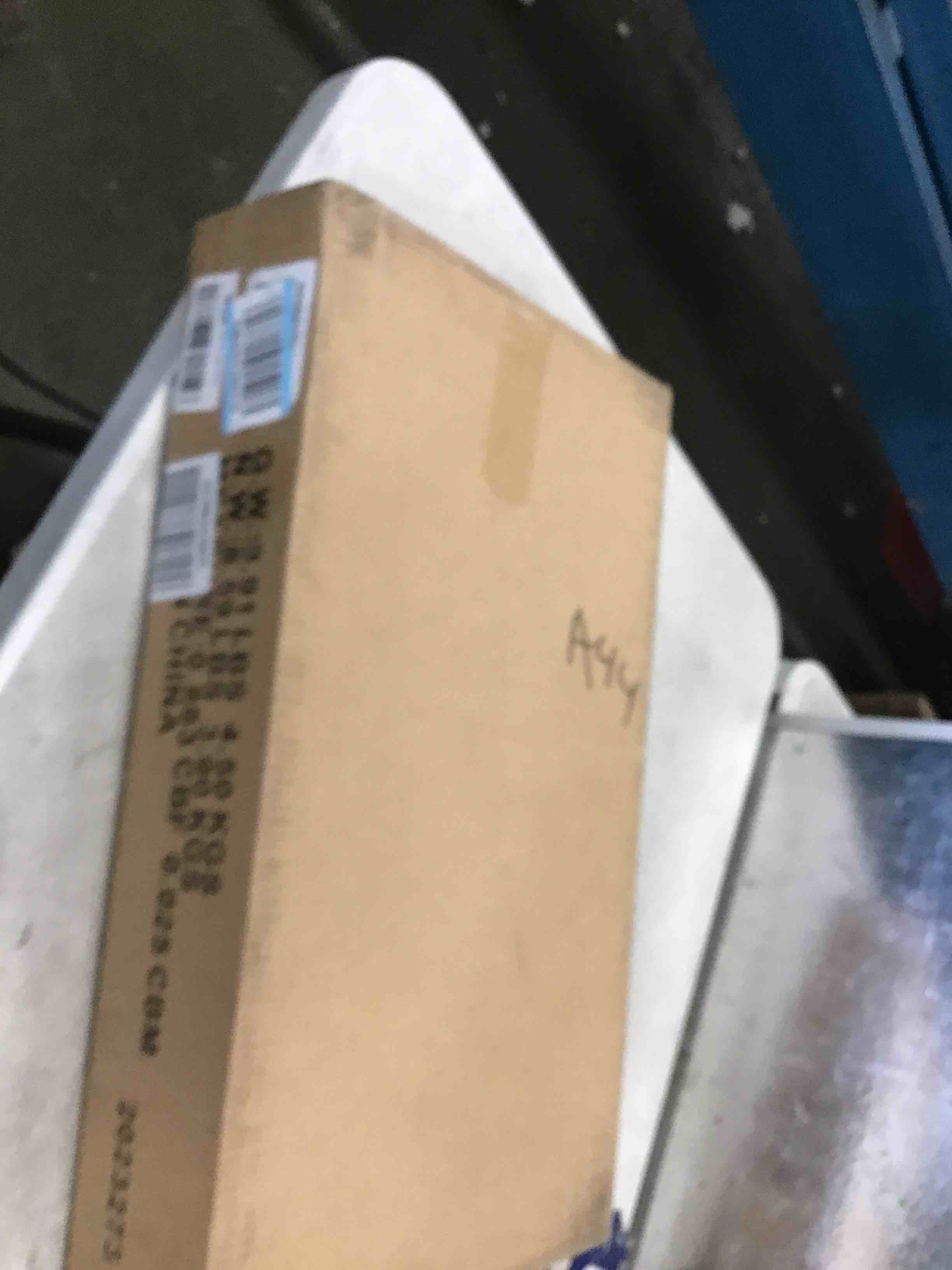 https://s3.amazonaws.com/lotting-images-prod/bidfta/YEL6425309_1719231557509.jpeg