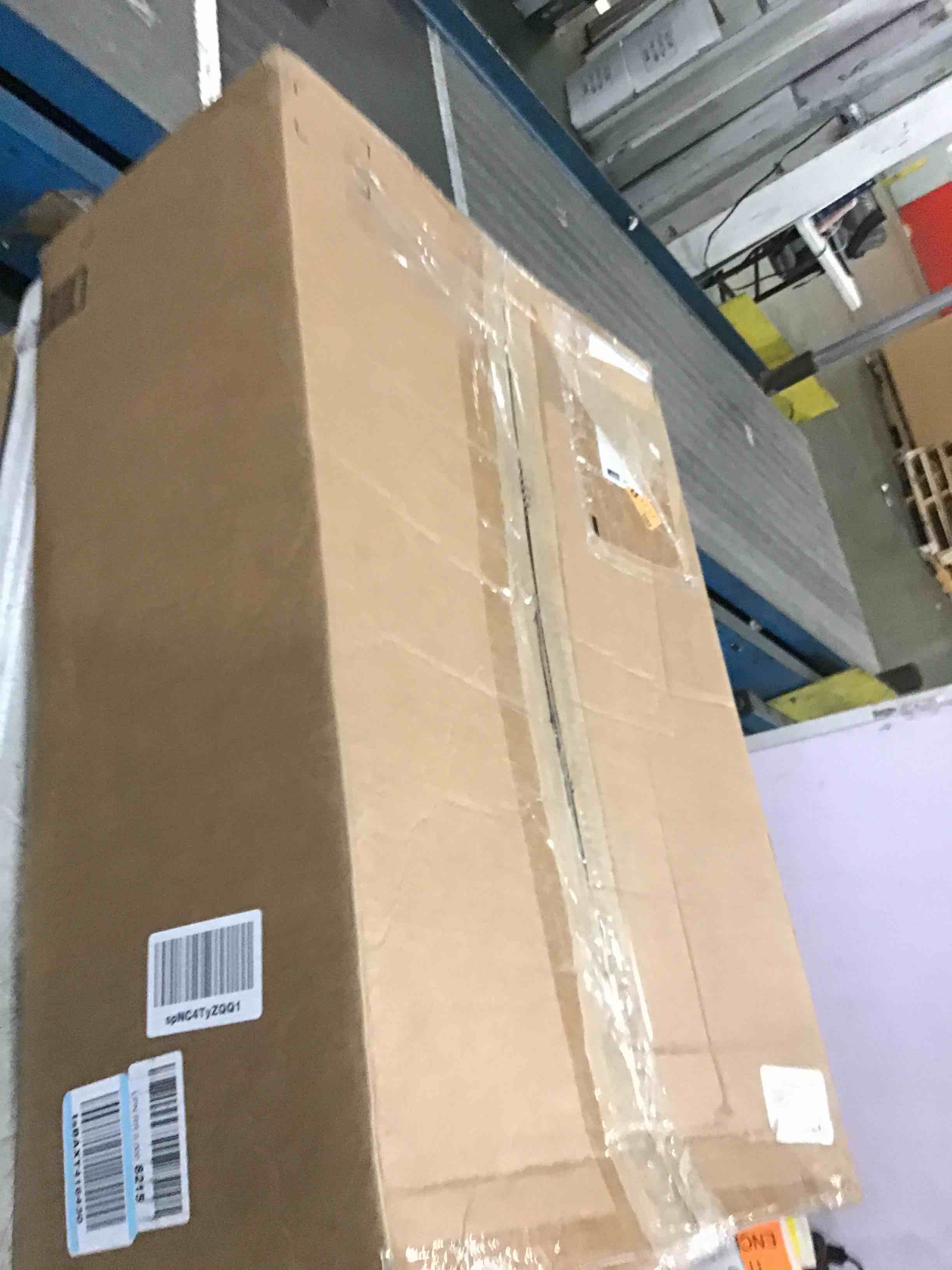https://s3.amazonaws.com/lotting-images-prod/bidfta/YEL6425993_1719337300590.jpeg
