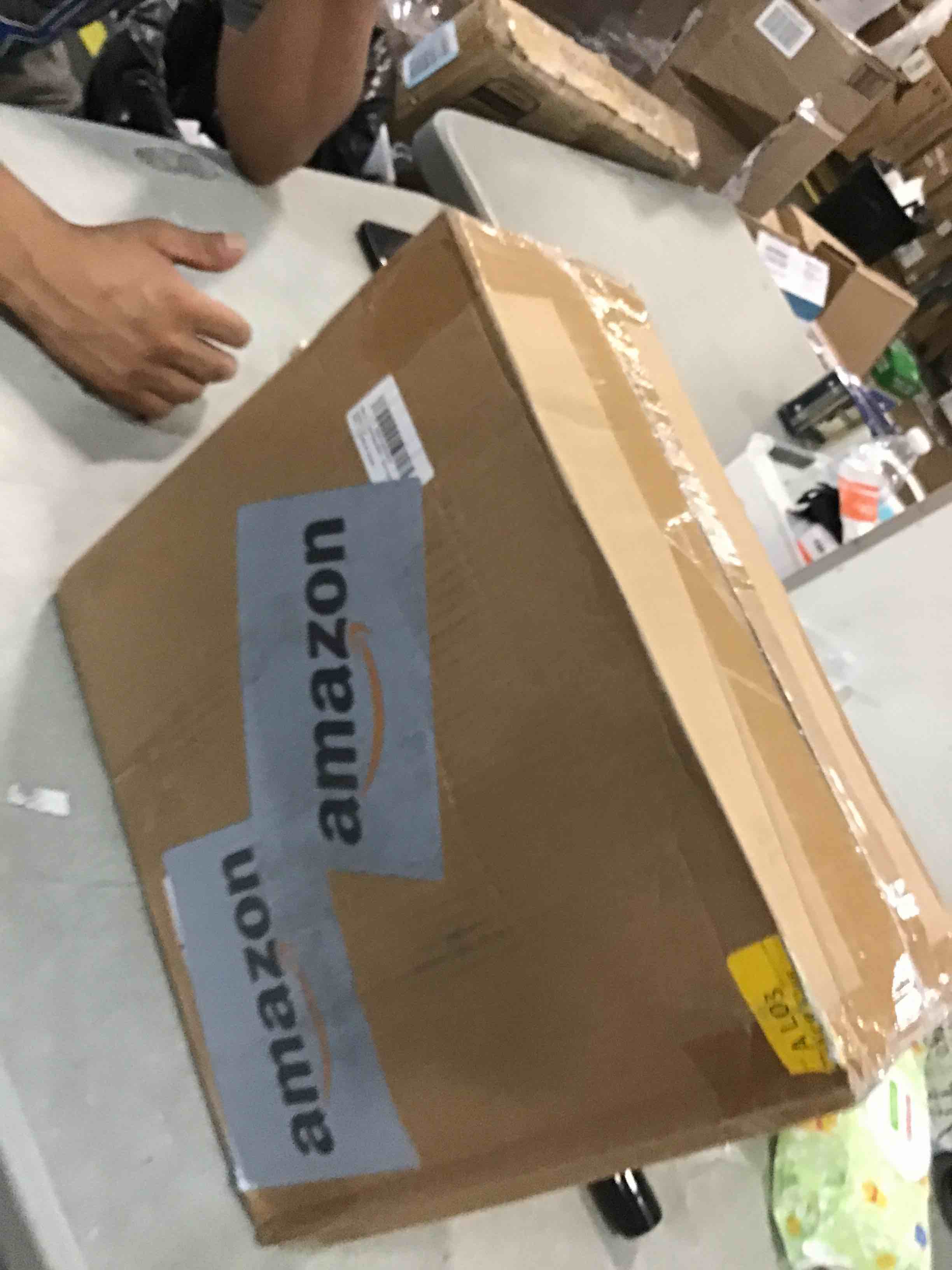 https://s3.amazonaws.com/lotting-images-prod/bidfta/YEL6426440_1719425233739.jpeg