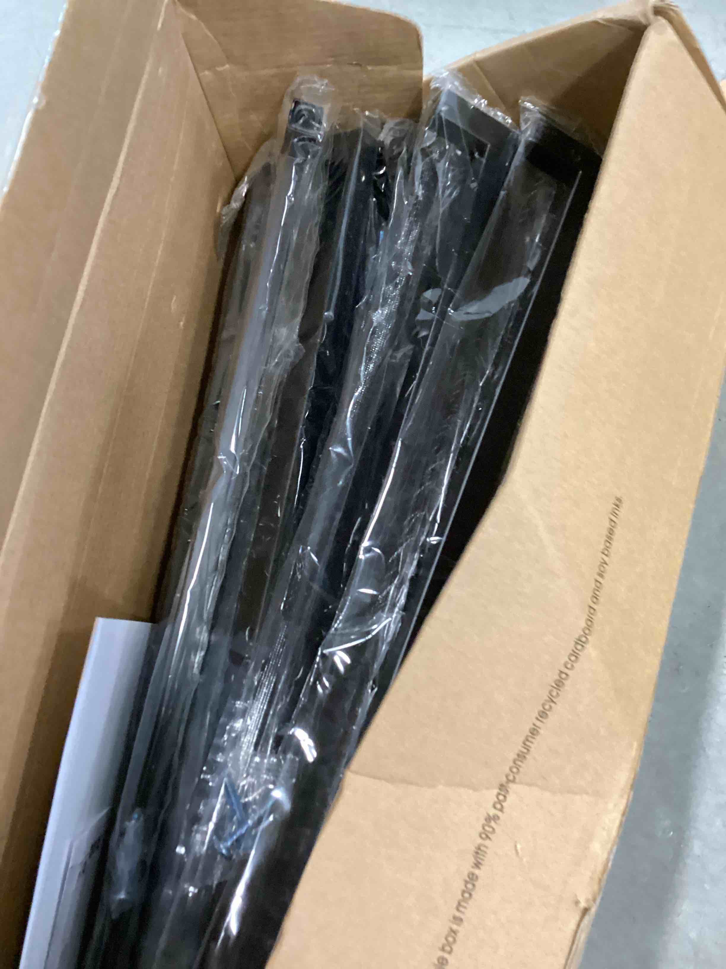 https://s3.amazonaws.com/lotting-images-prod/bidfta/YEL6426441_1718639773358.jpeg