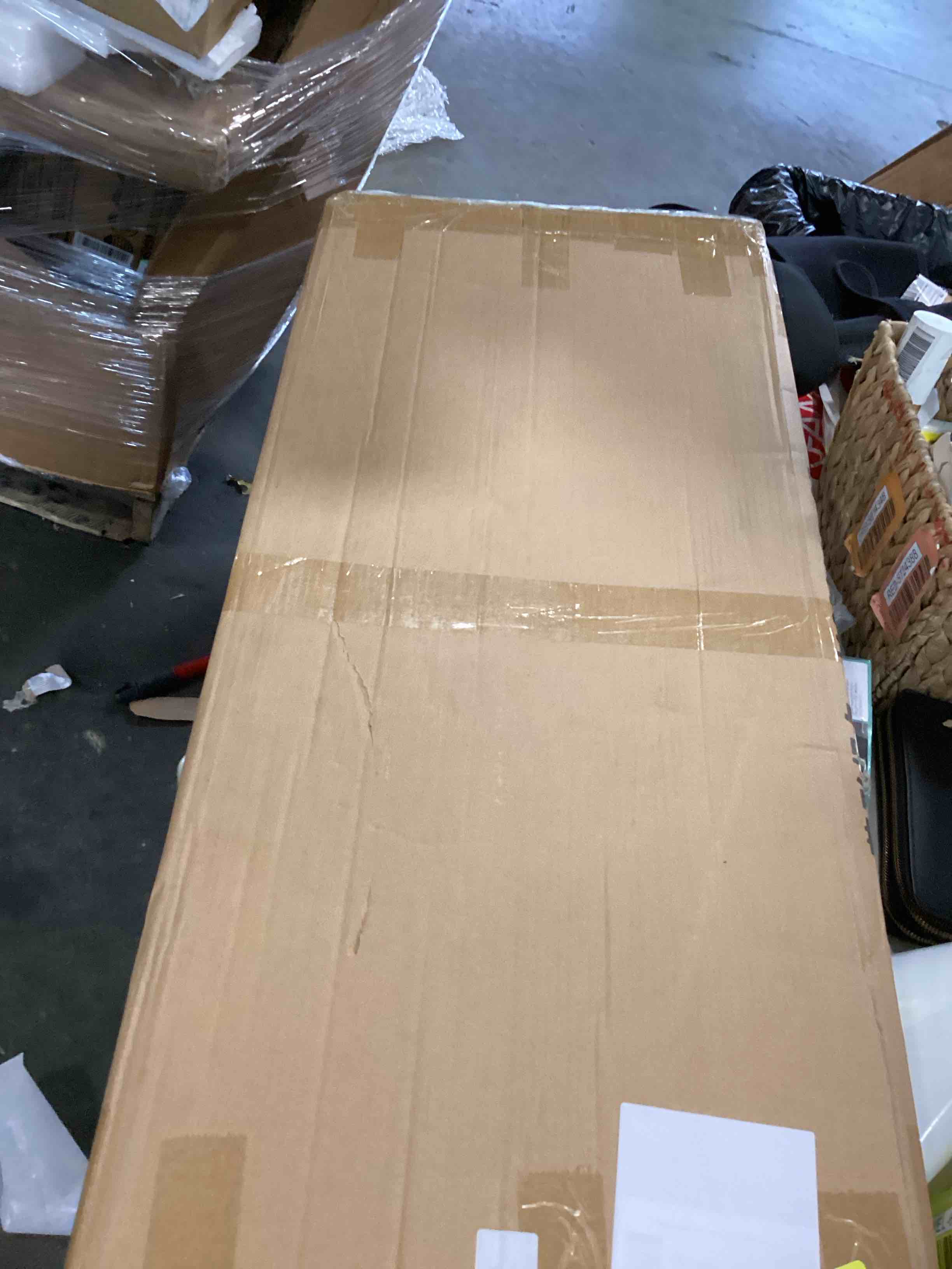 https://s3.amazonaws.com/lotting-images-prod/bidfta/YEL6426687_1718724920609.jpeg
