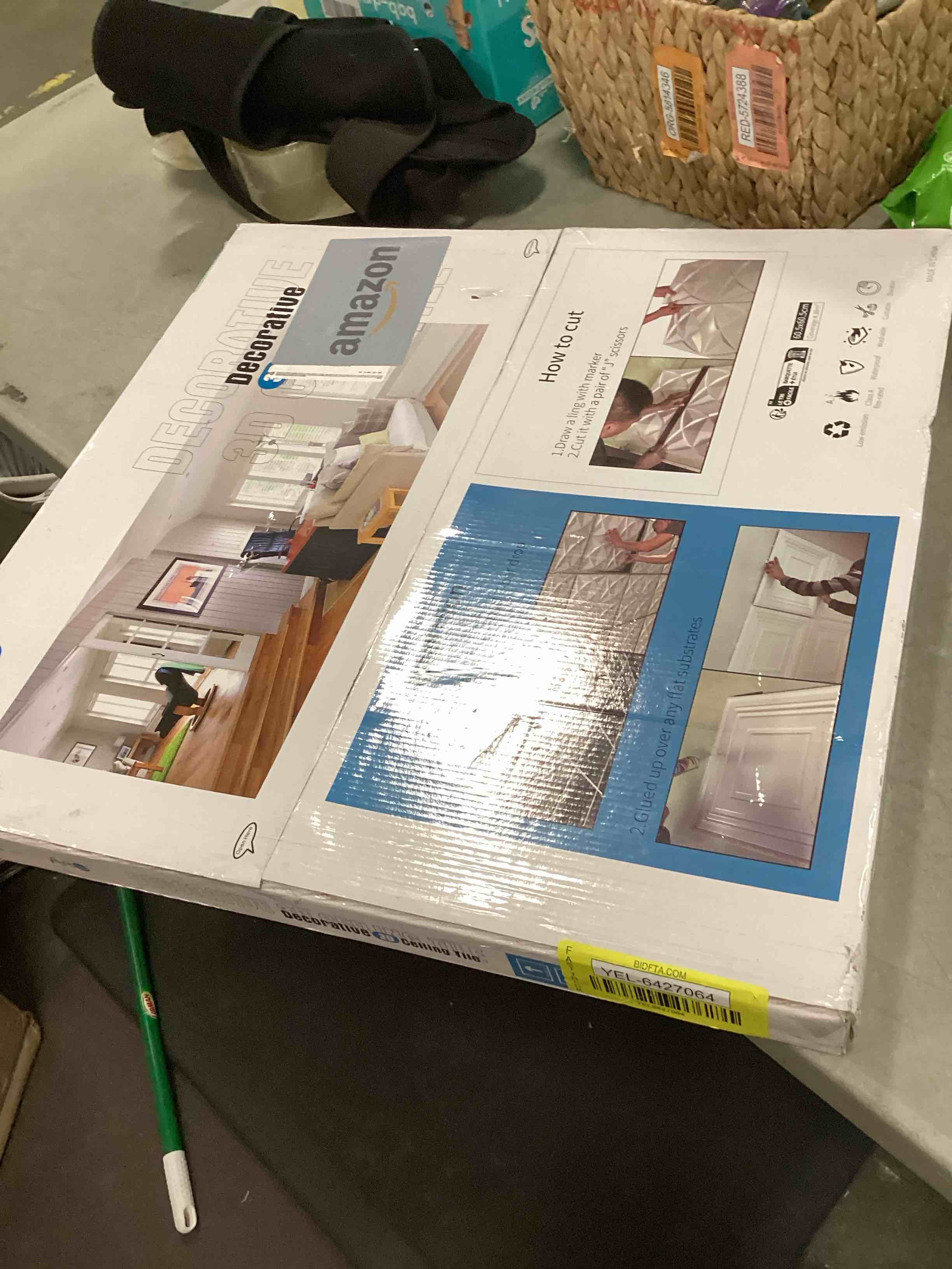 https://s3.amazonaws.com/lotting-images-prod/bidfta/YEL6427064_1718882592561.jpeg