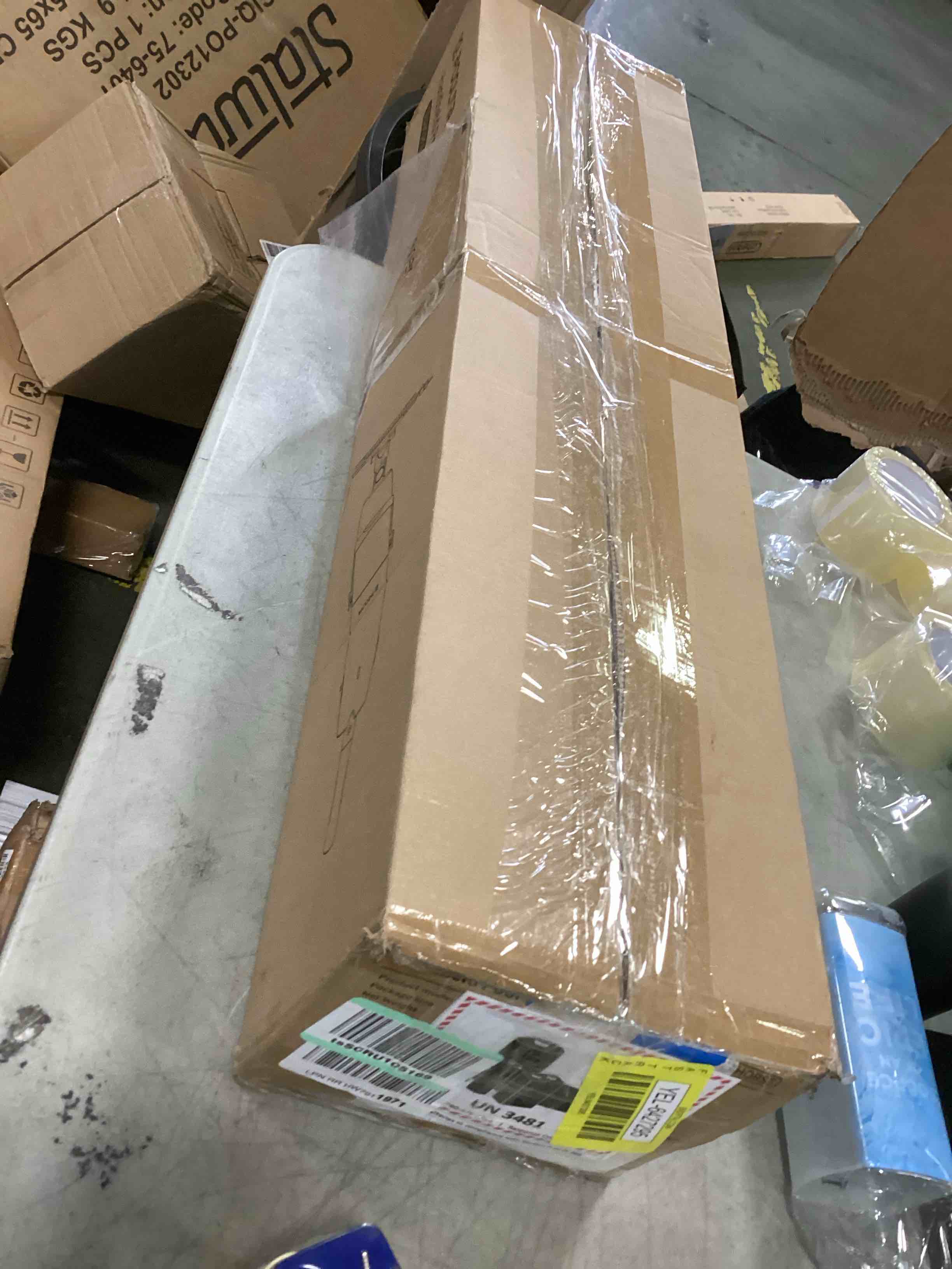 https://s3.amazonaws.com/lotting-images-prod/bidfta/YEL6427295_1718905928348.jpeg