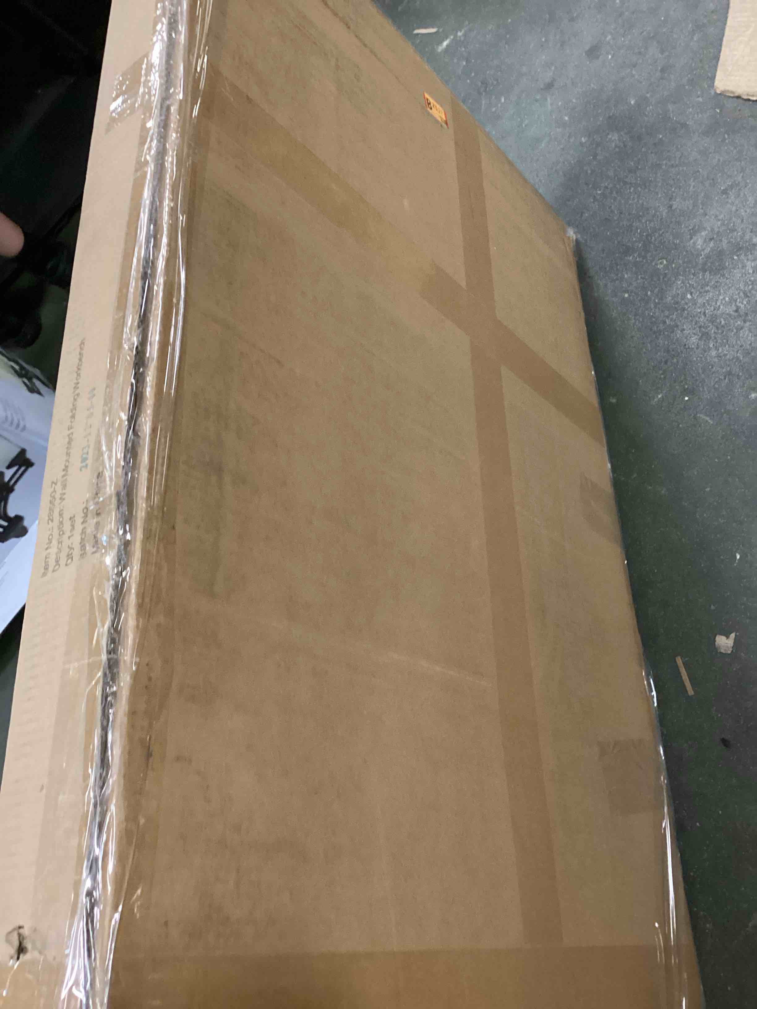 https://s3.amazonaws.com/lotting-images-prod/bidfta/YEL6427429_1718941856510.jpeg