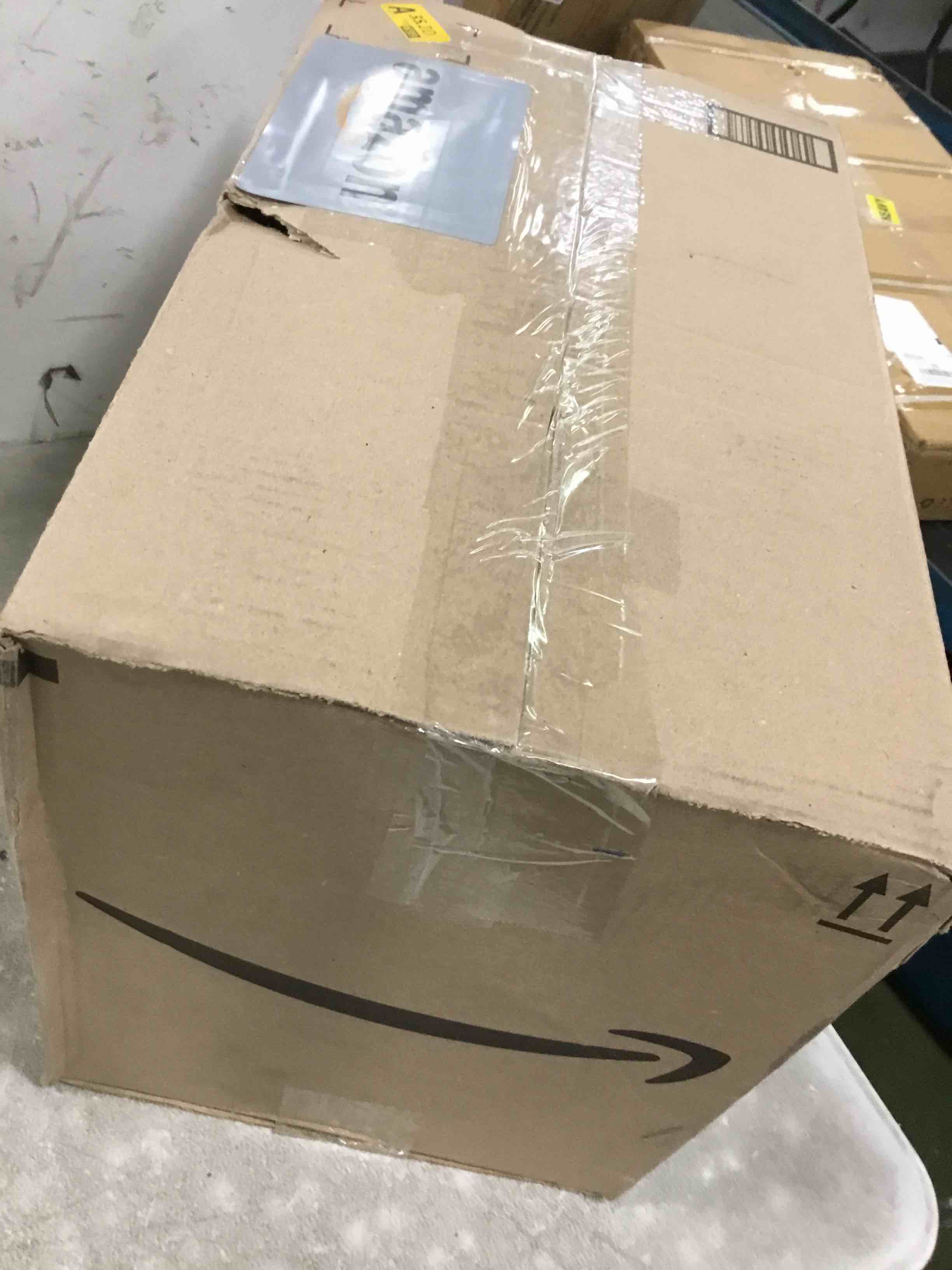 https://s3.amazonaws.com/lotting-images-prod/bidfta/YEL6428112_1718106315559.jpeg