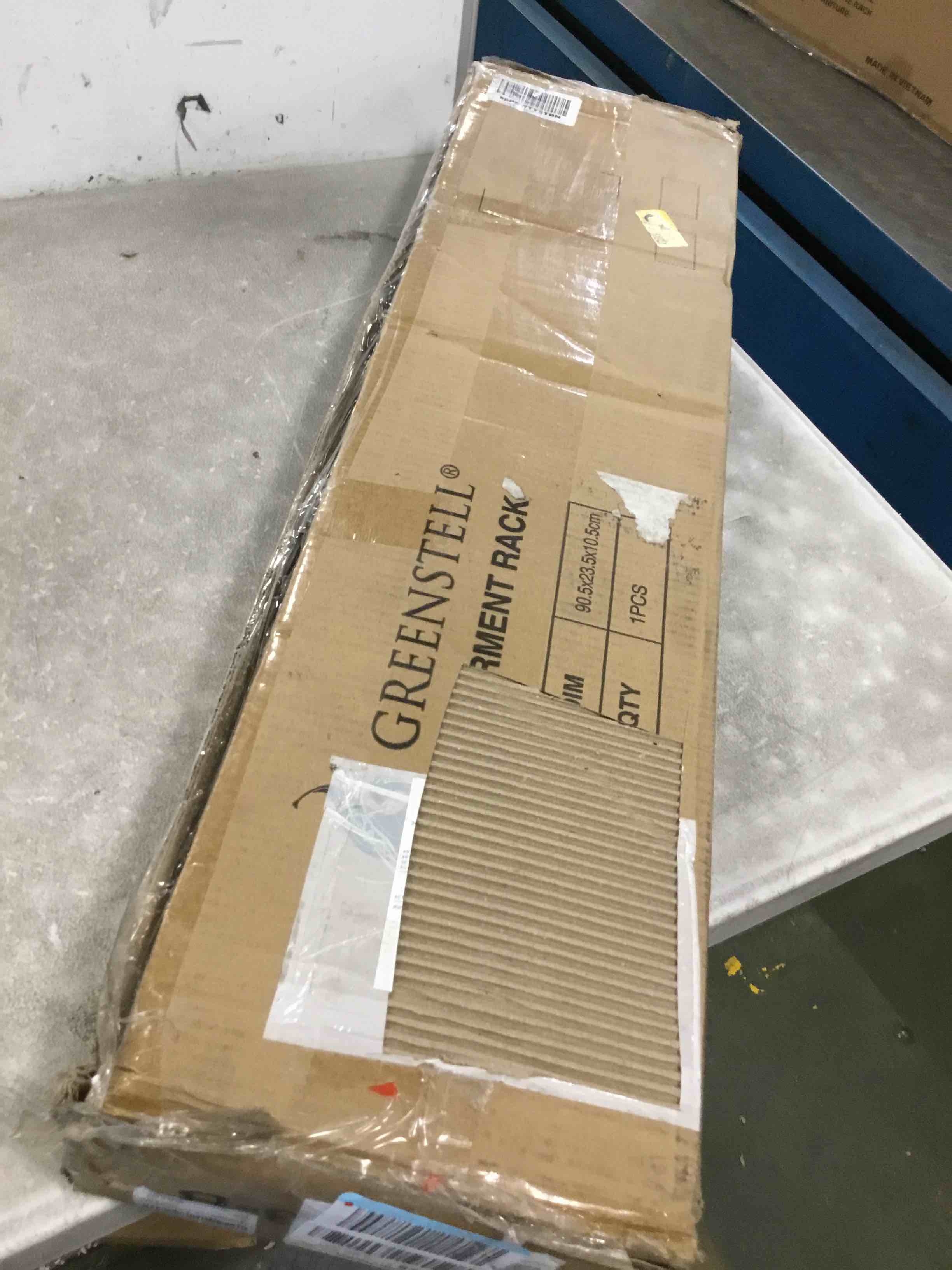 https://s3.amazonaws.com/lotting-images-prod/bidfta/YEL6428225_1718120861243.jpeg