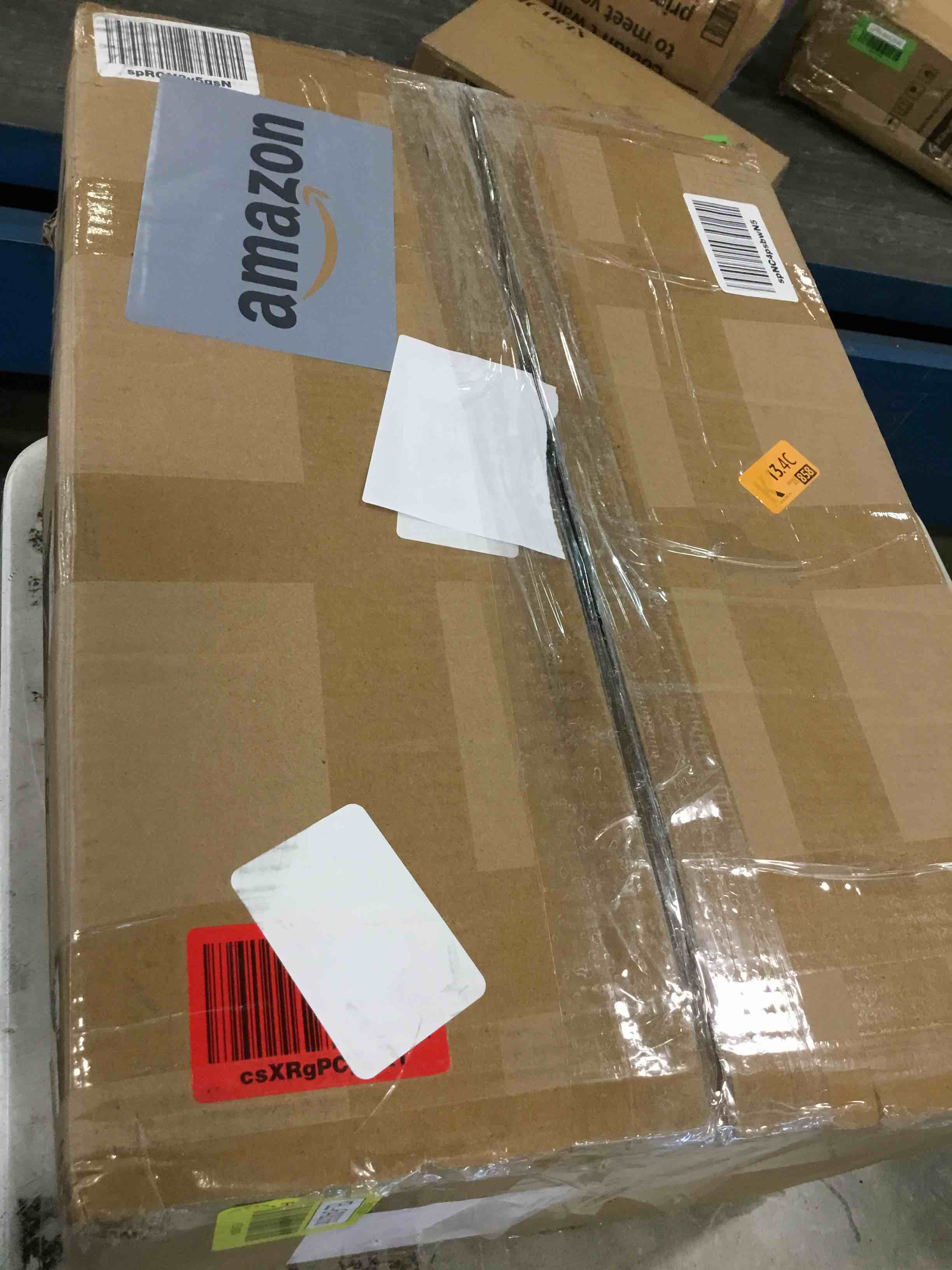 https://s3.amazonaws.com/lotting-images-prod/bidfta/YEL6428366_1718194923944.jpeg