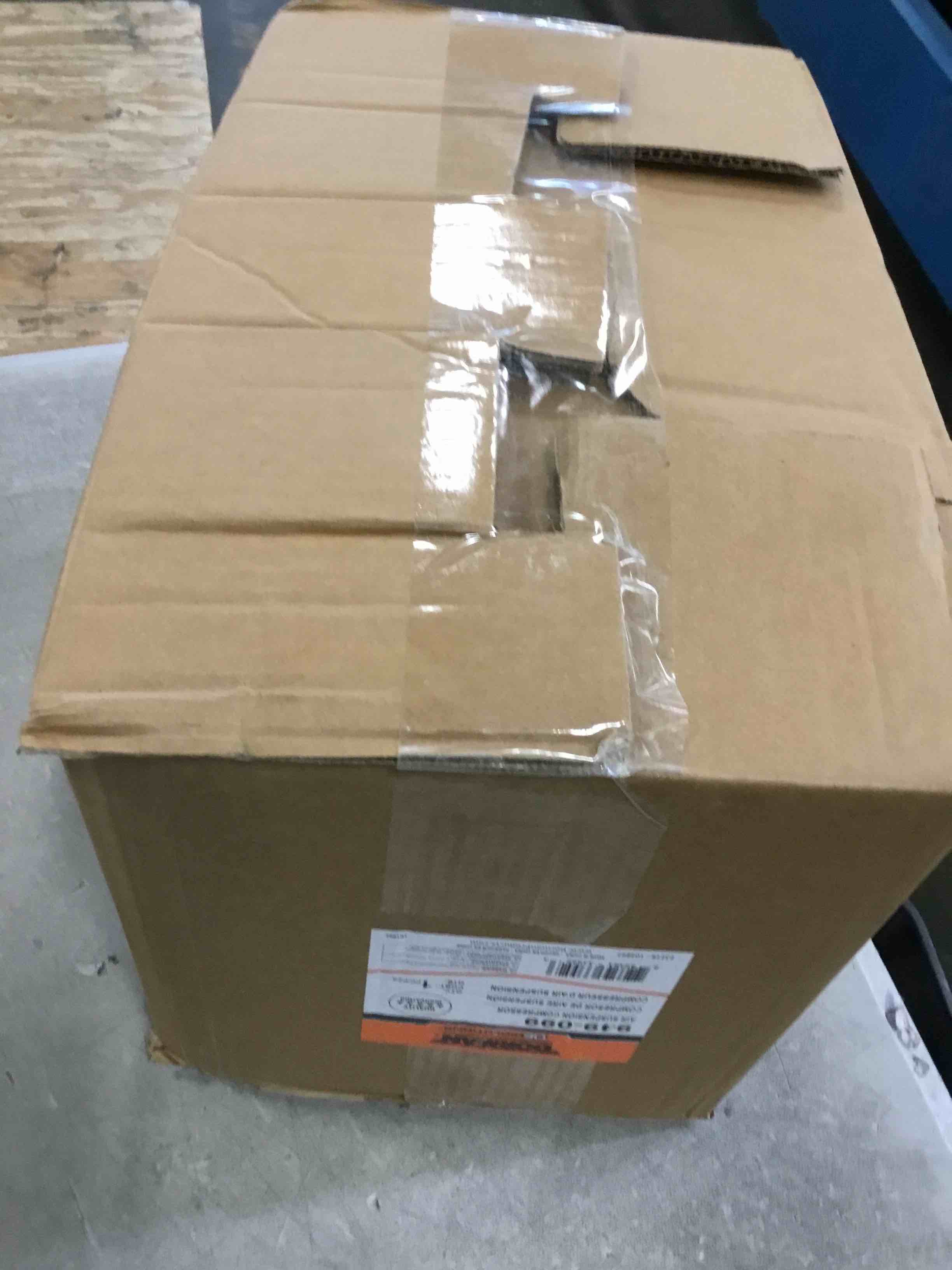 https://s3.amazonaws.com/lotting-images-prod/bidfta/YEL6429216_1718471708844.jpeg