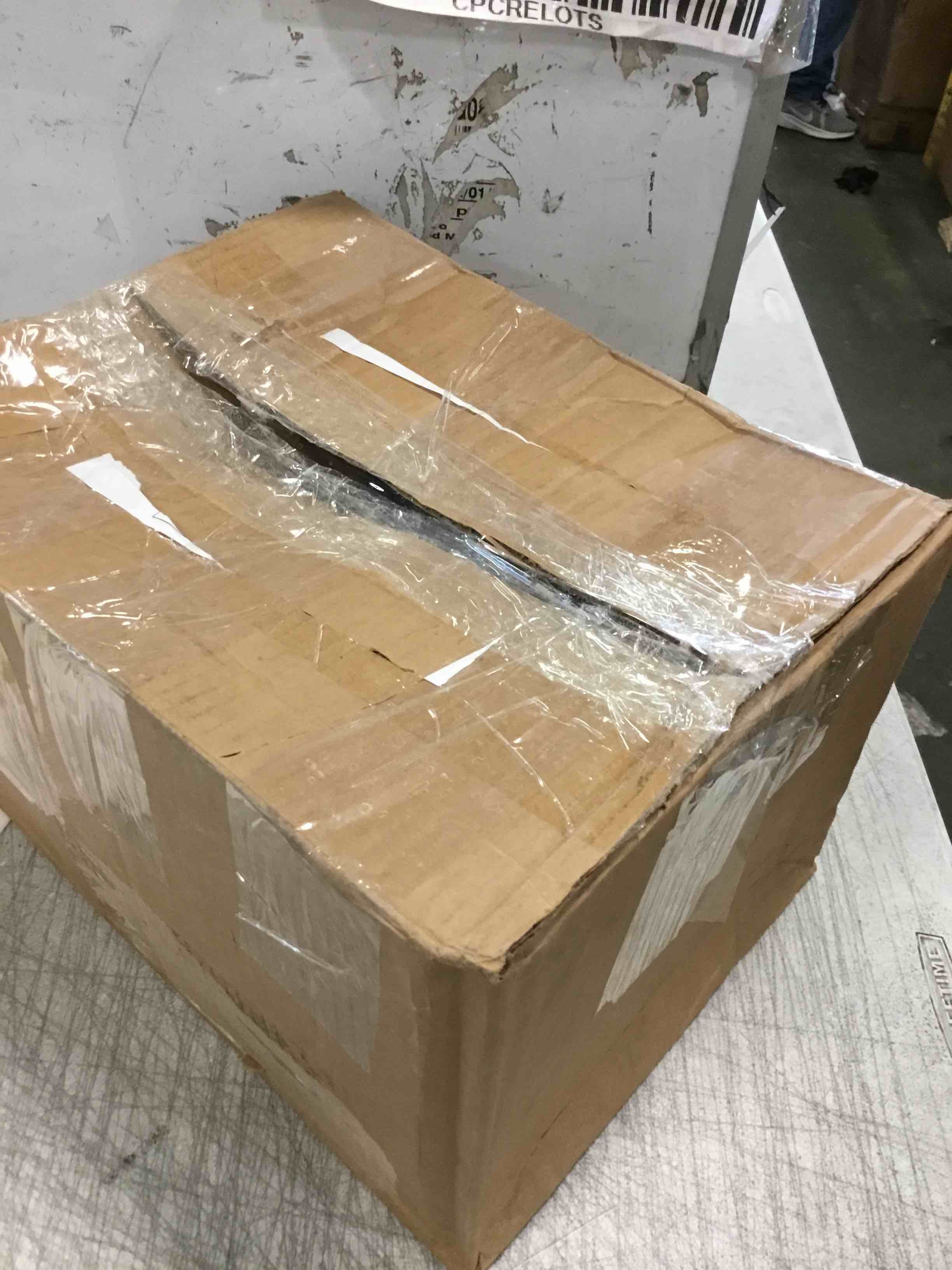 https://s3.amazonaws.com/lotting-images-prod/bidfta/YEL6429455_1718022974197.jpeg