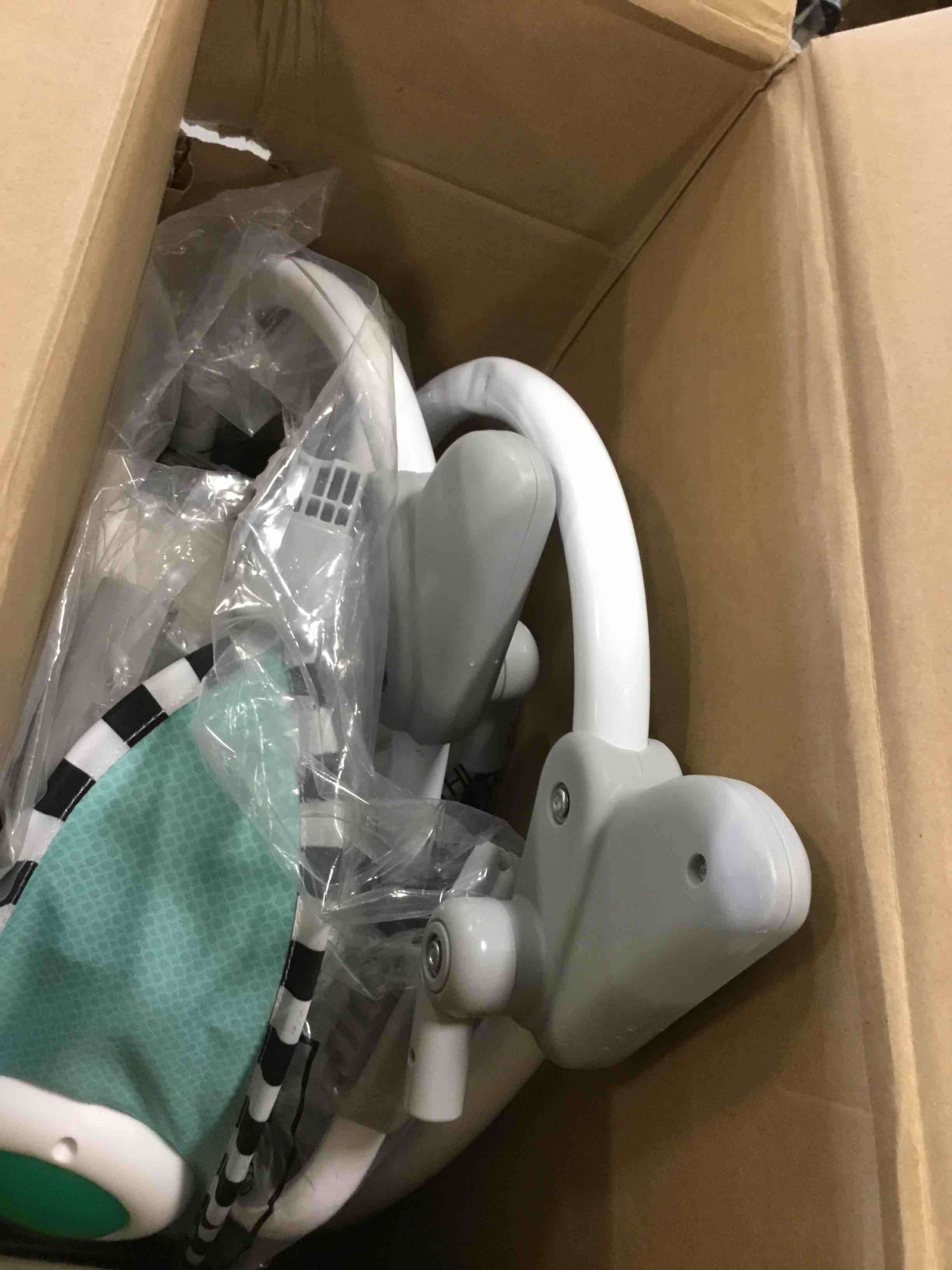 https://s3.amazonaws.com/lotting-images-prod/bidfta/YEL6429458_1718023604273.jpeg