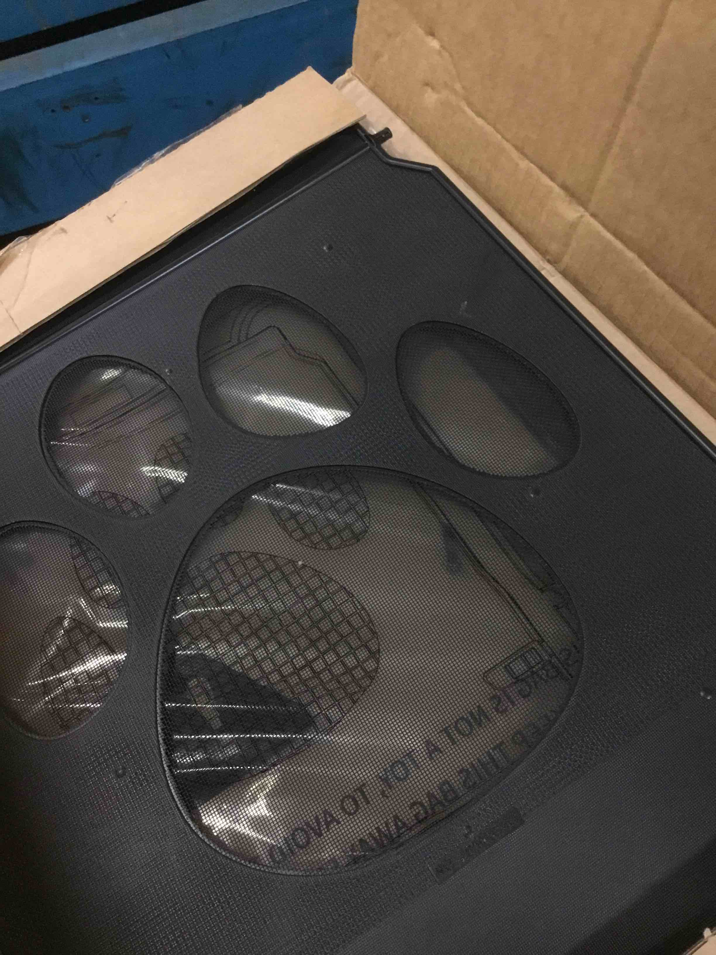 https://s3.amazonaws.com/lotting-images-prod/bidfta/YEL6430076_1718215881736.jpeg
