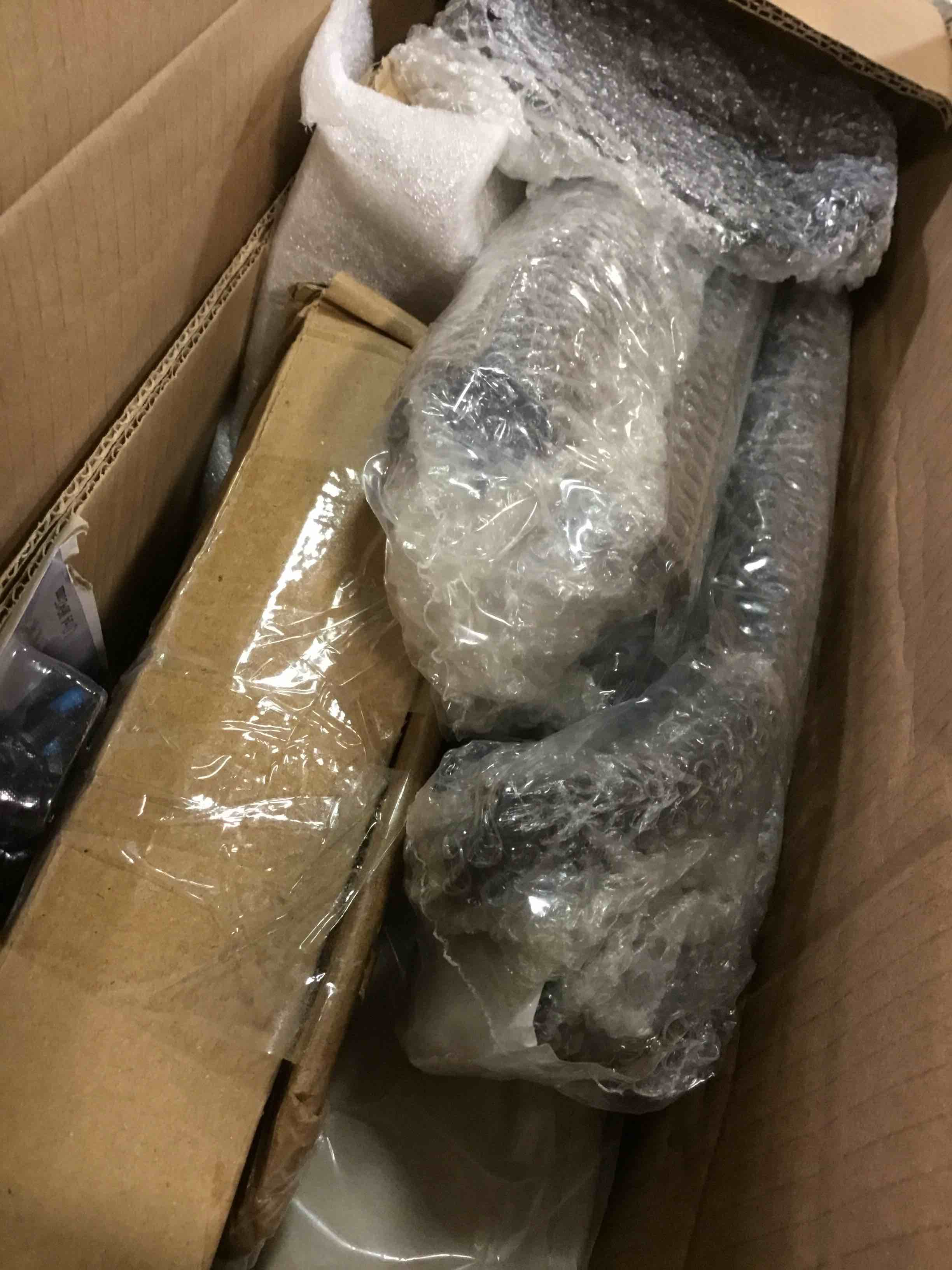 https://s3.amazonaws.com/lotting-images-prod/bidfta/YEL6430781_1718471681190.jpeg
