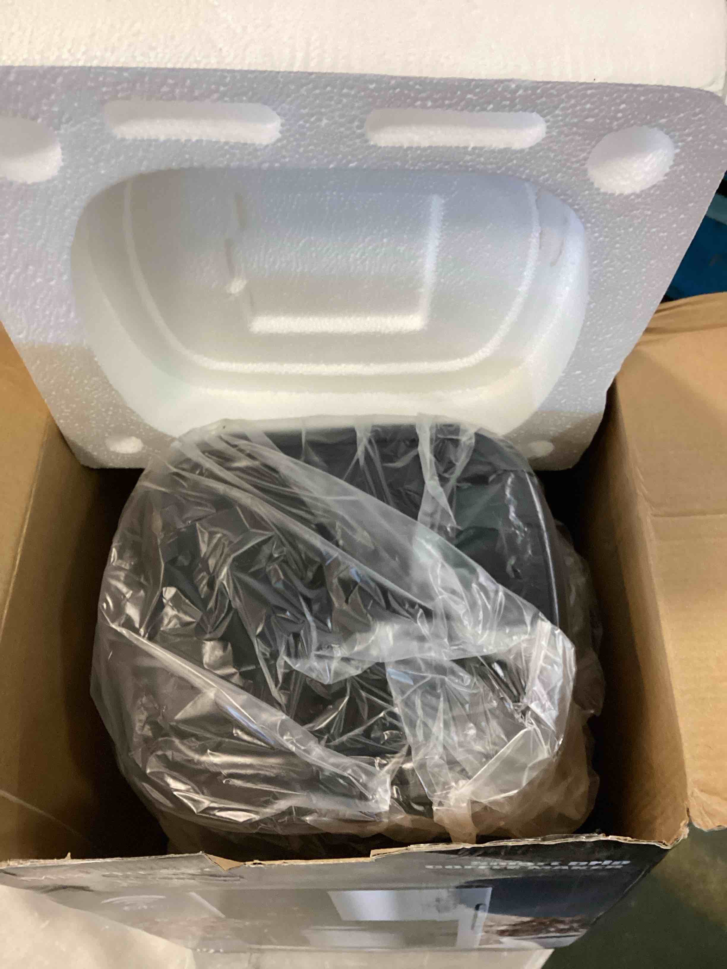 https://s3.amazonaws.com/lotting-images-prod/bidfta/YEL6430908_1718552585731.jpeg