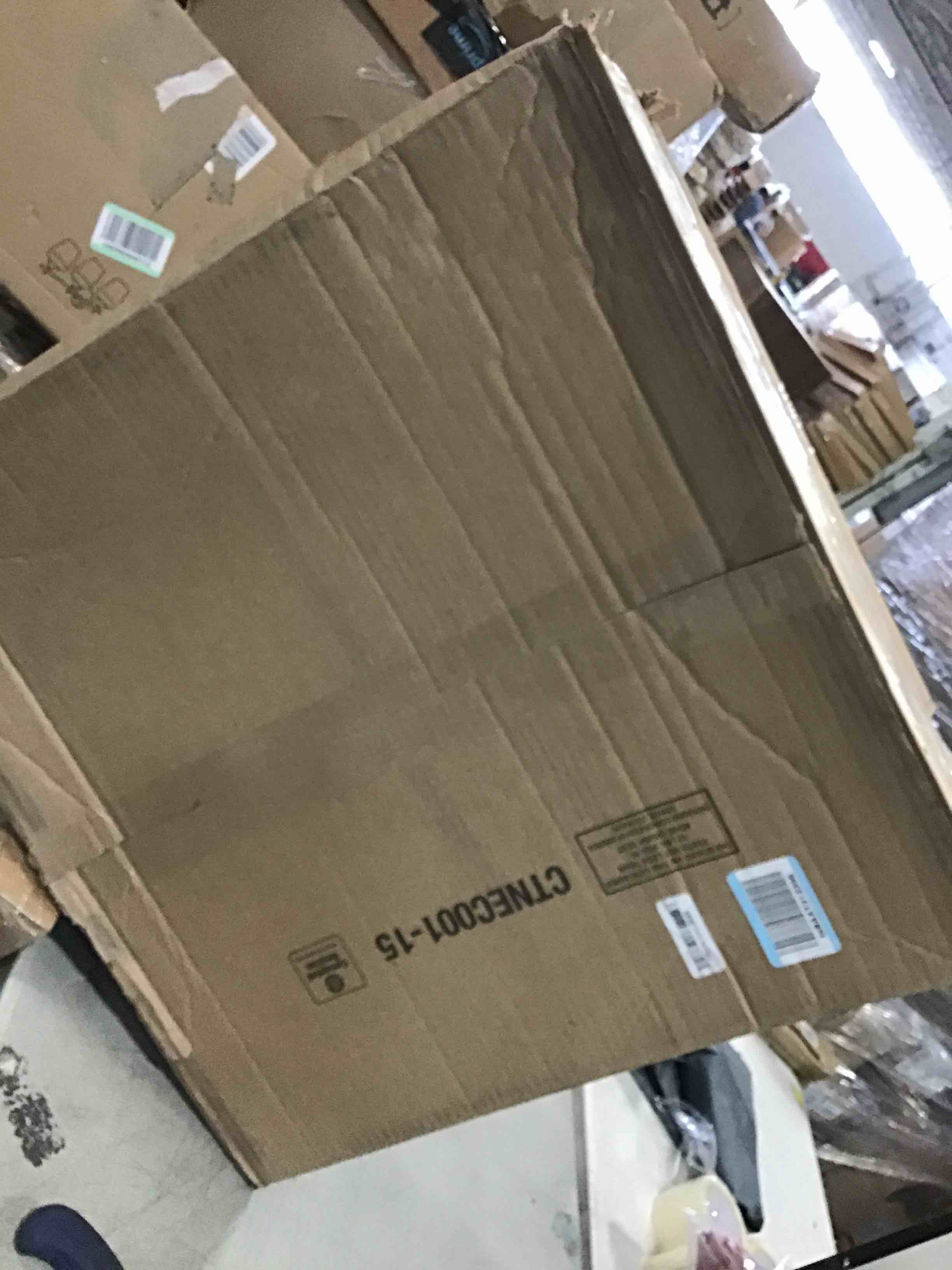 https://s3.amazonaws.com/lotting-images-prod/bidfta/YEL6430972_1718037664479.jpeg