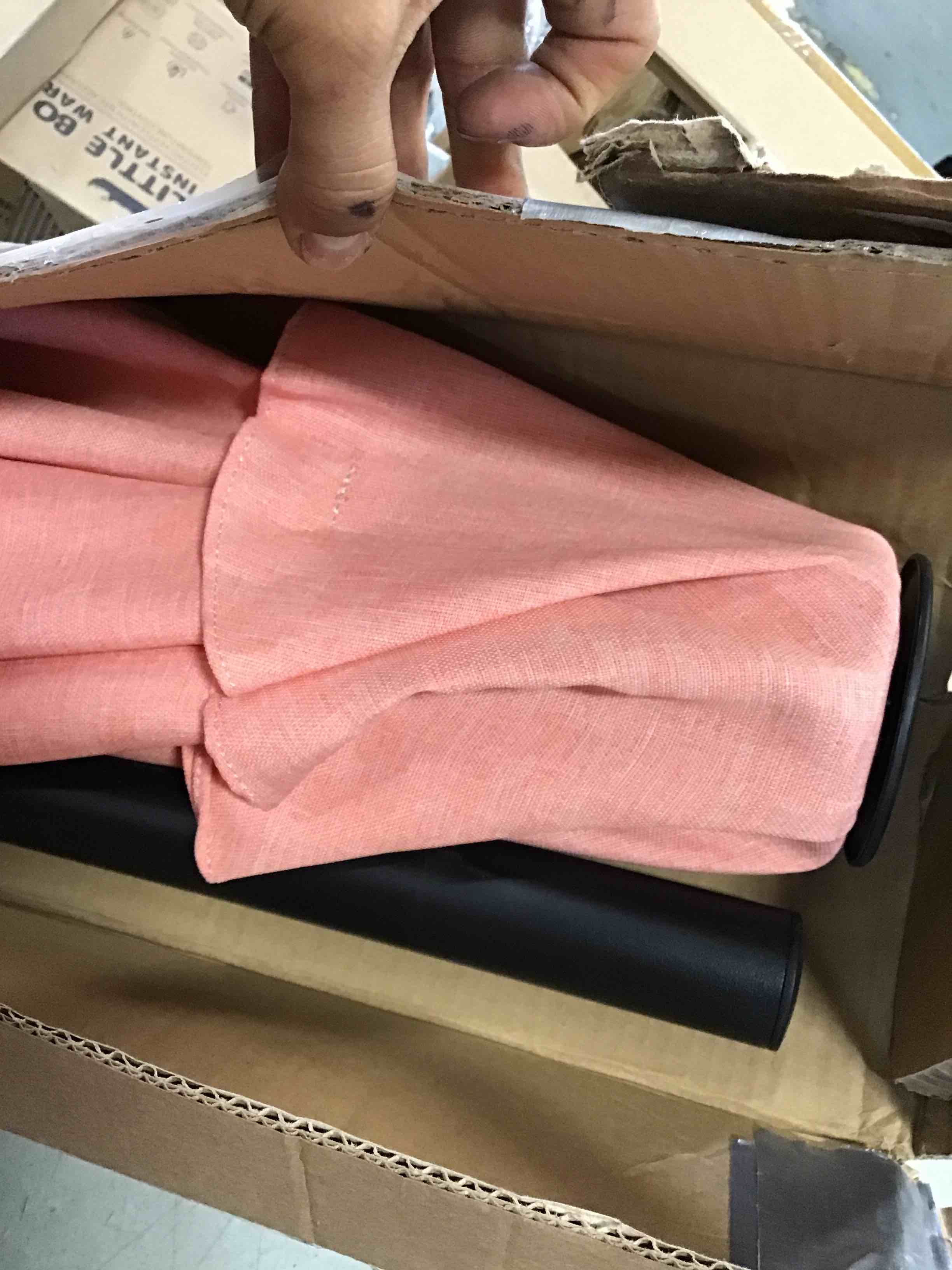 https://s3.amazonaws.com/lotting-images-prod/bidfta/YEL6431011_1718041308998.jpeg