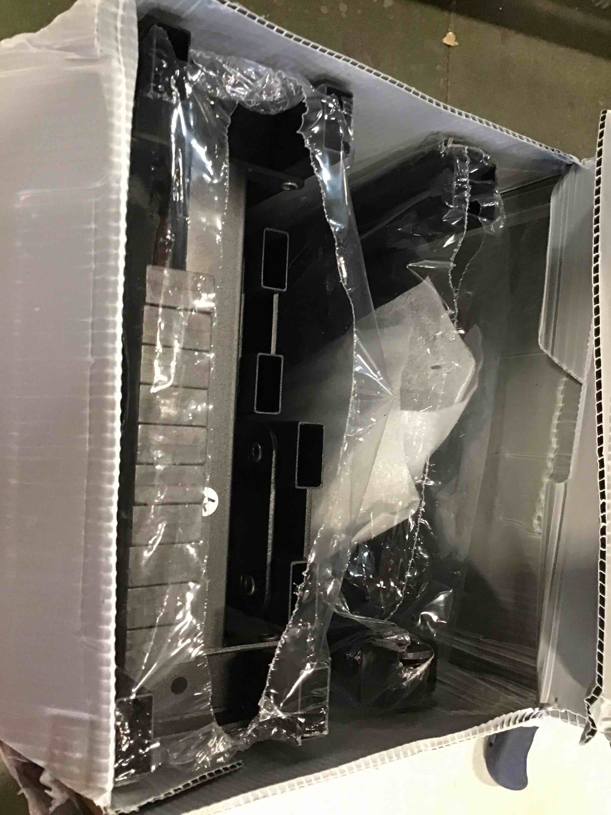 https://s3.amazonaws.com/lotting-images-prod/bidfta/YEL6431341_1718118609629.jpeg