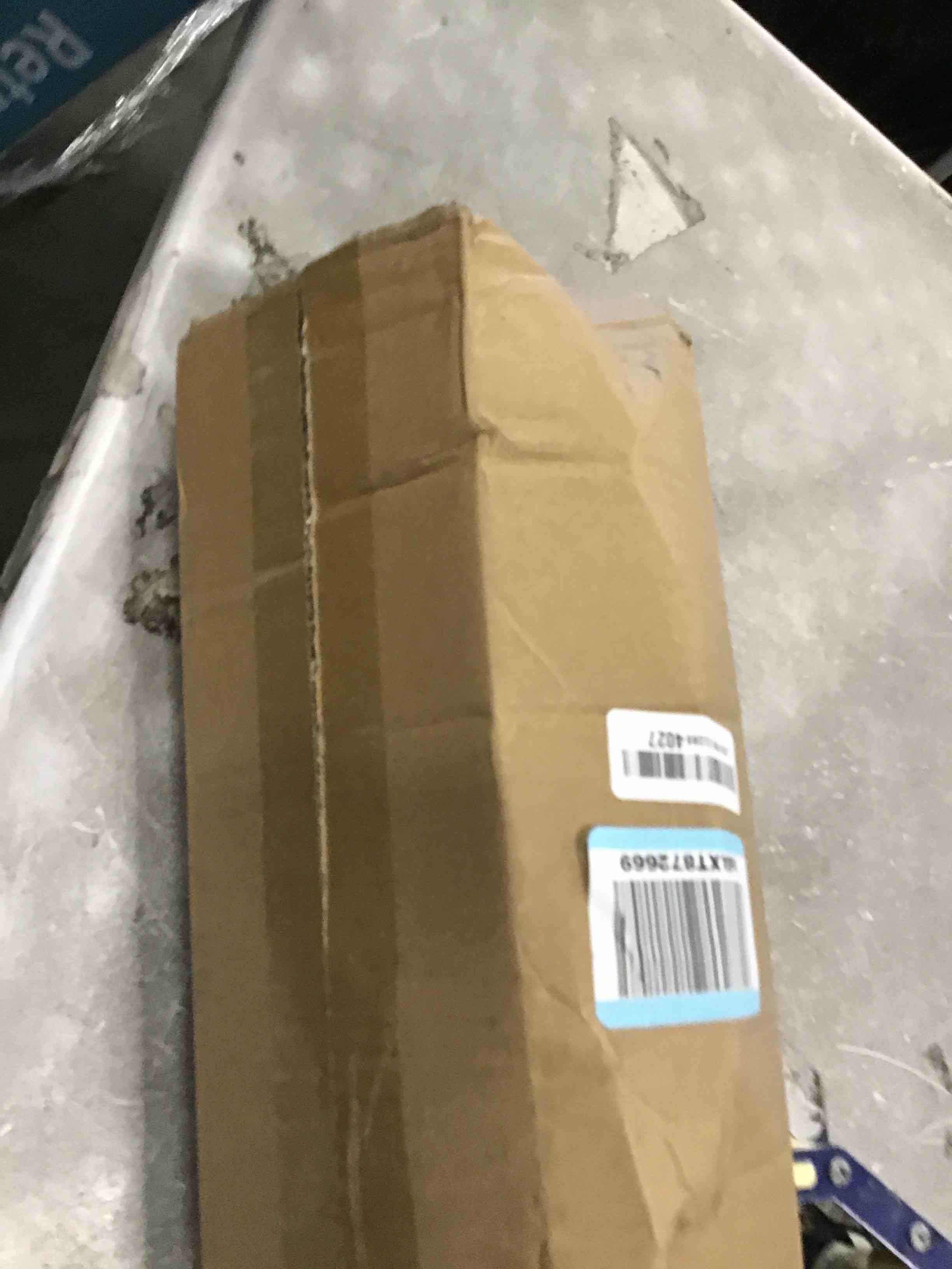 https://s3.amazonaws.com/lotting-images-prod/bidfta/YEL6431824_1718206342906.jpeg
