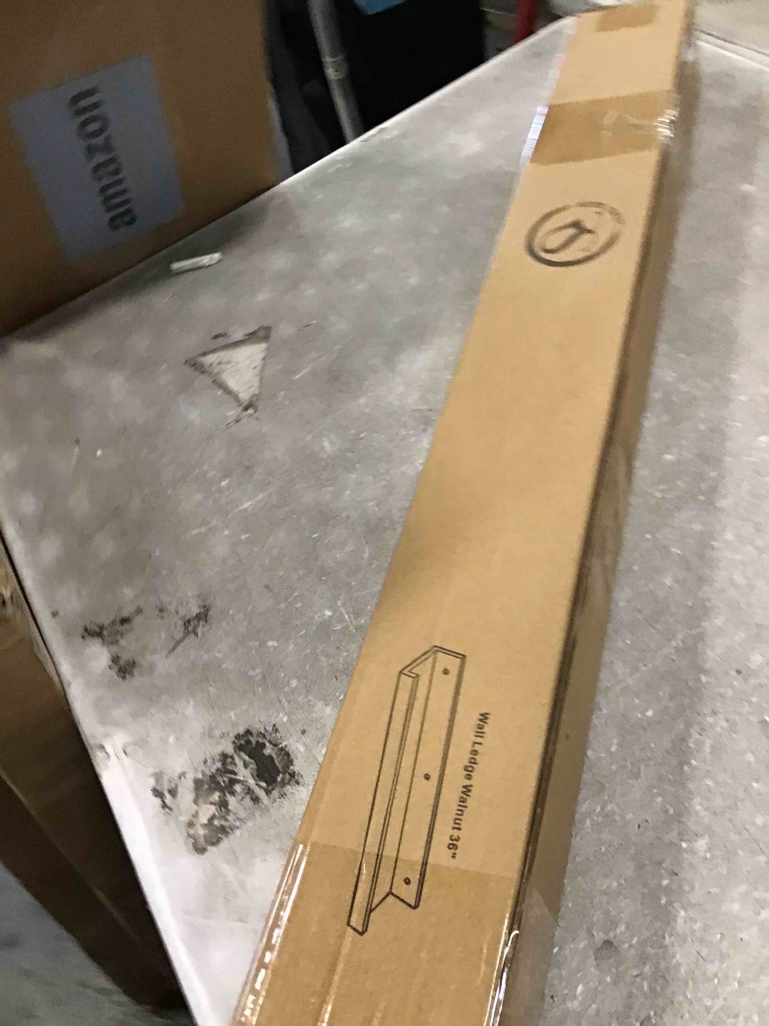 https://s3.amazonaws.com/lotting-images-prod/bidfta/YEL6432005_1718222001431.jpeg