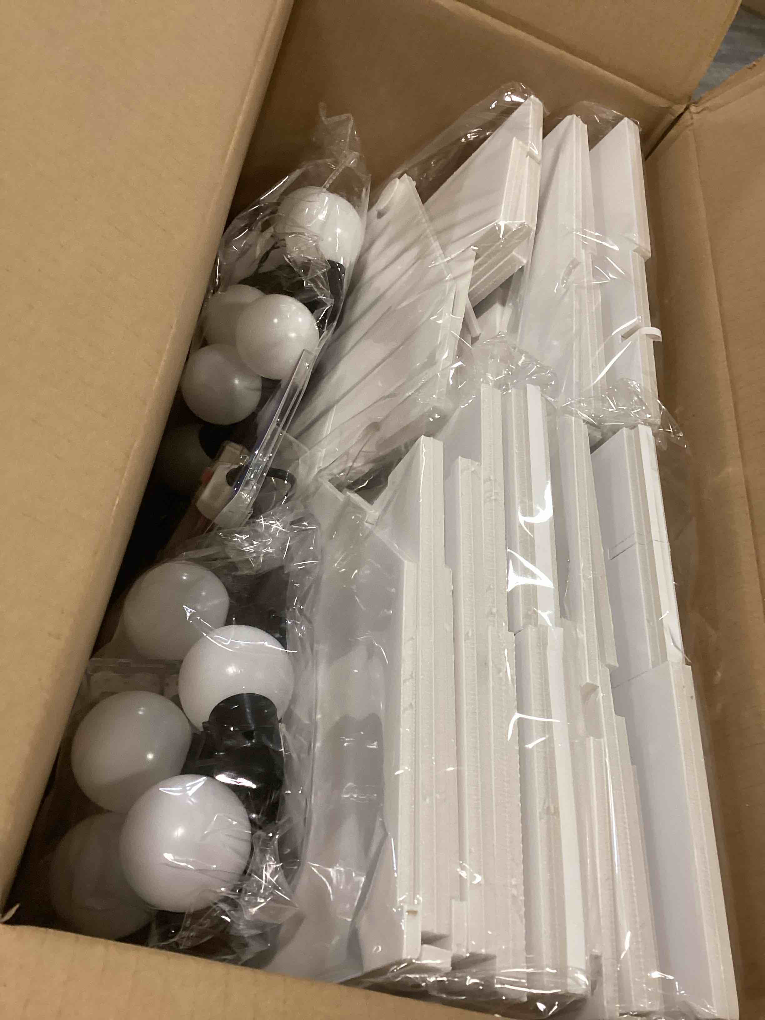 https://s3.amazonaws.com/lotting-images-prod/bidfta/YEL6432533_1718372341941.jpeg