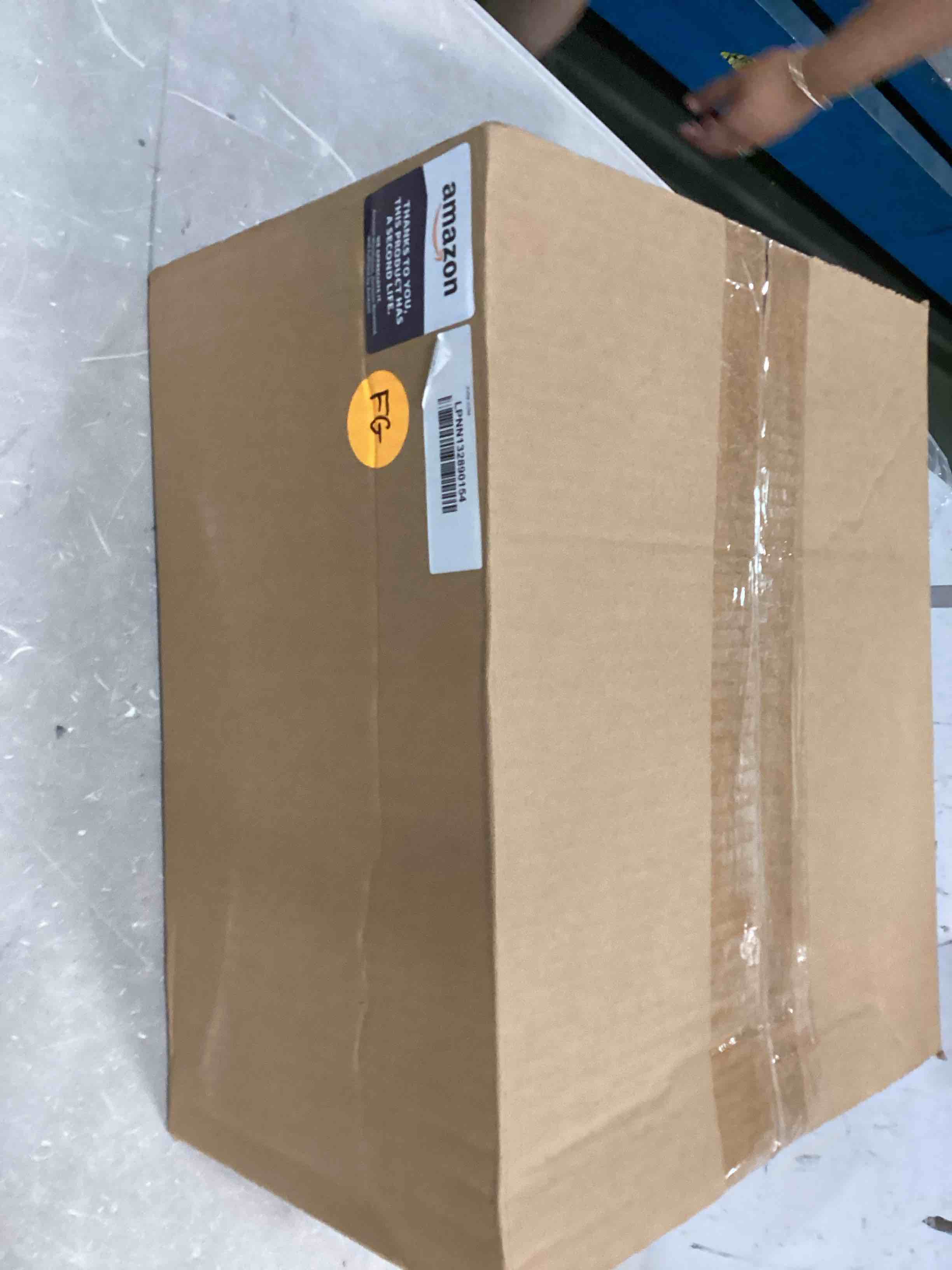 https://s3.amazonaws.com/lotting-images-prod/bidfta/YEL6432677_1718389521745.jpeg