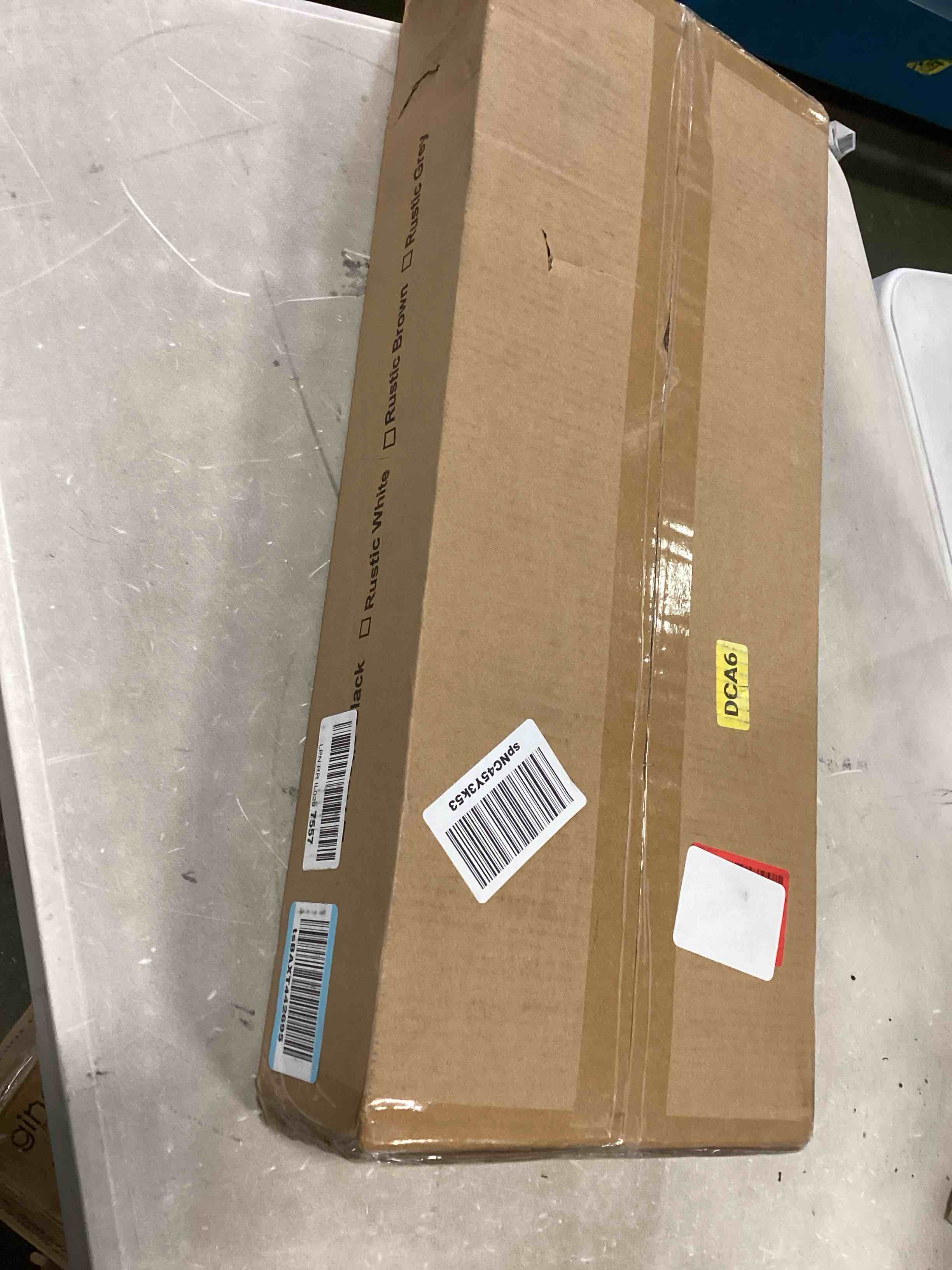 https://s3.amazonaws.com/lotting-images-prod/bidfta/YEL6432911_1718469358602.jpeg