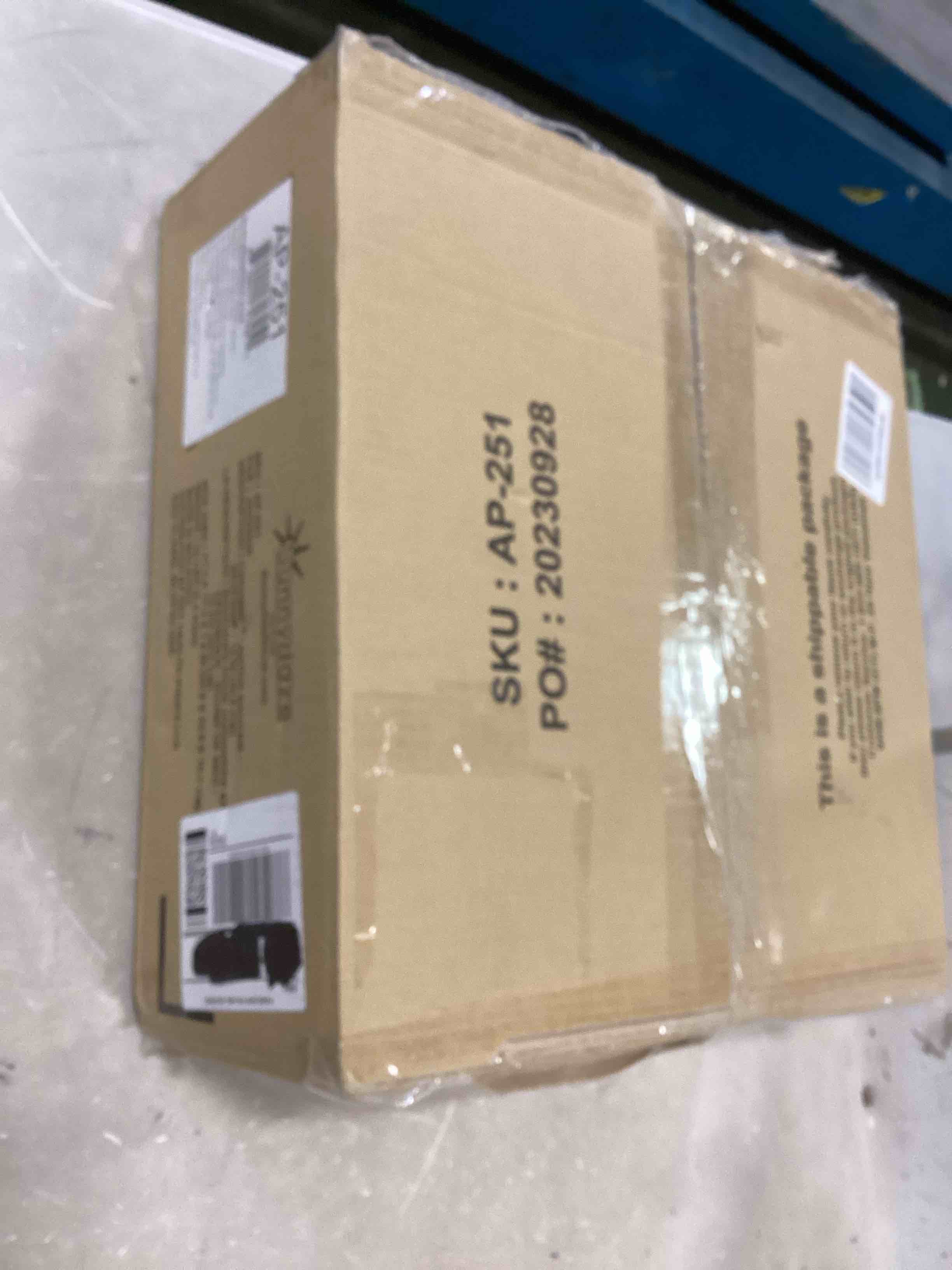 https://s3.amazonaws.com/lotting-images-prod/bidfta/YEL6432919_1718472229418.jpeg