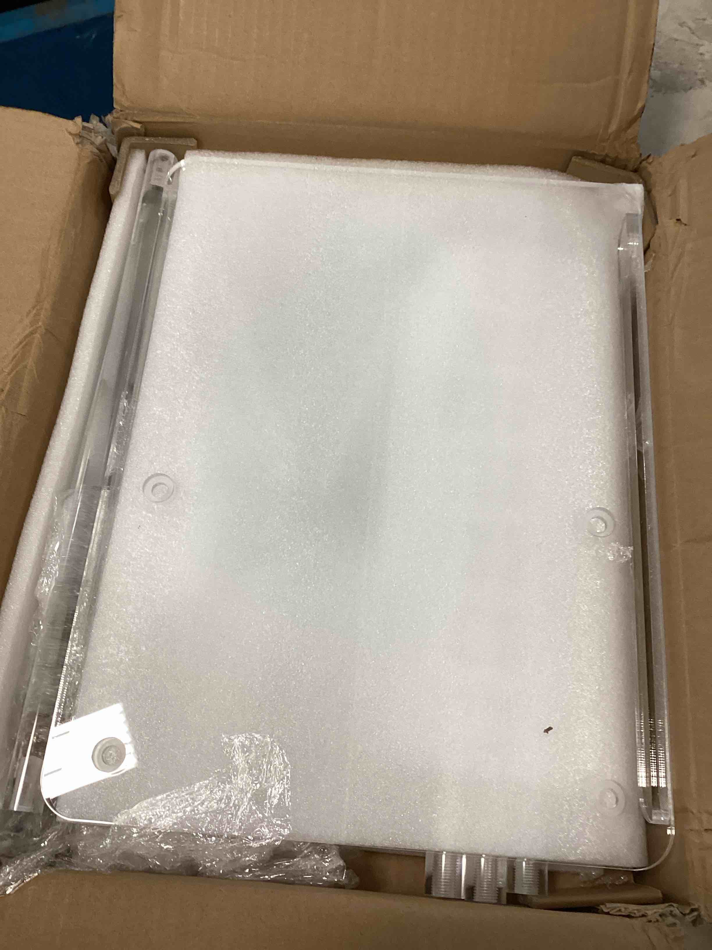 https://s3.amazonaws.com/lotting-images-prod/bidfta/YEL6433749_1718898044934.jpeg