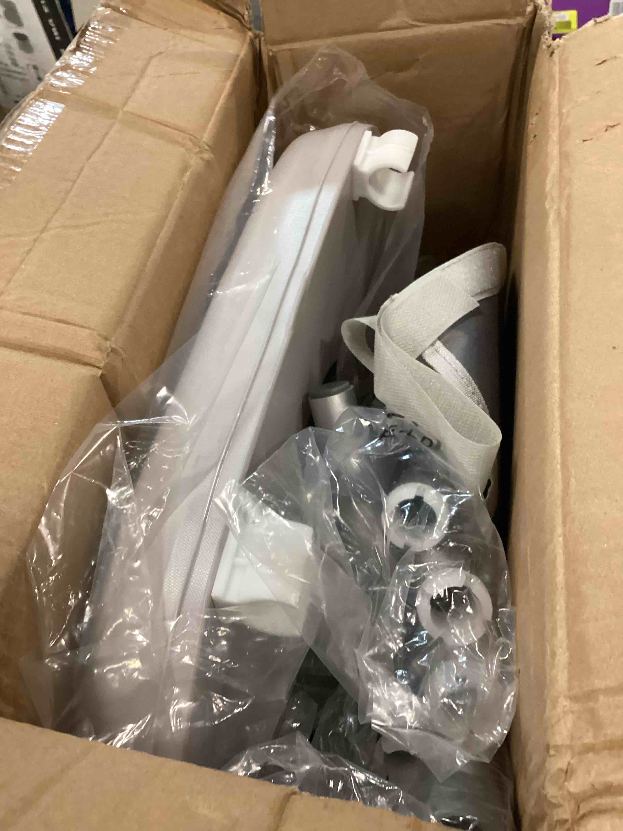 https://s3.amazonaws.com/lotting-images-prod/bidfta/YEL6433761_1718899409004.jpeg