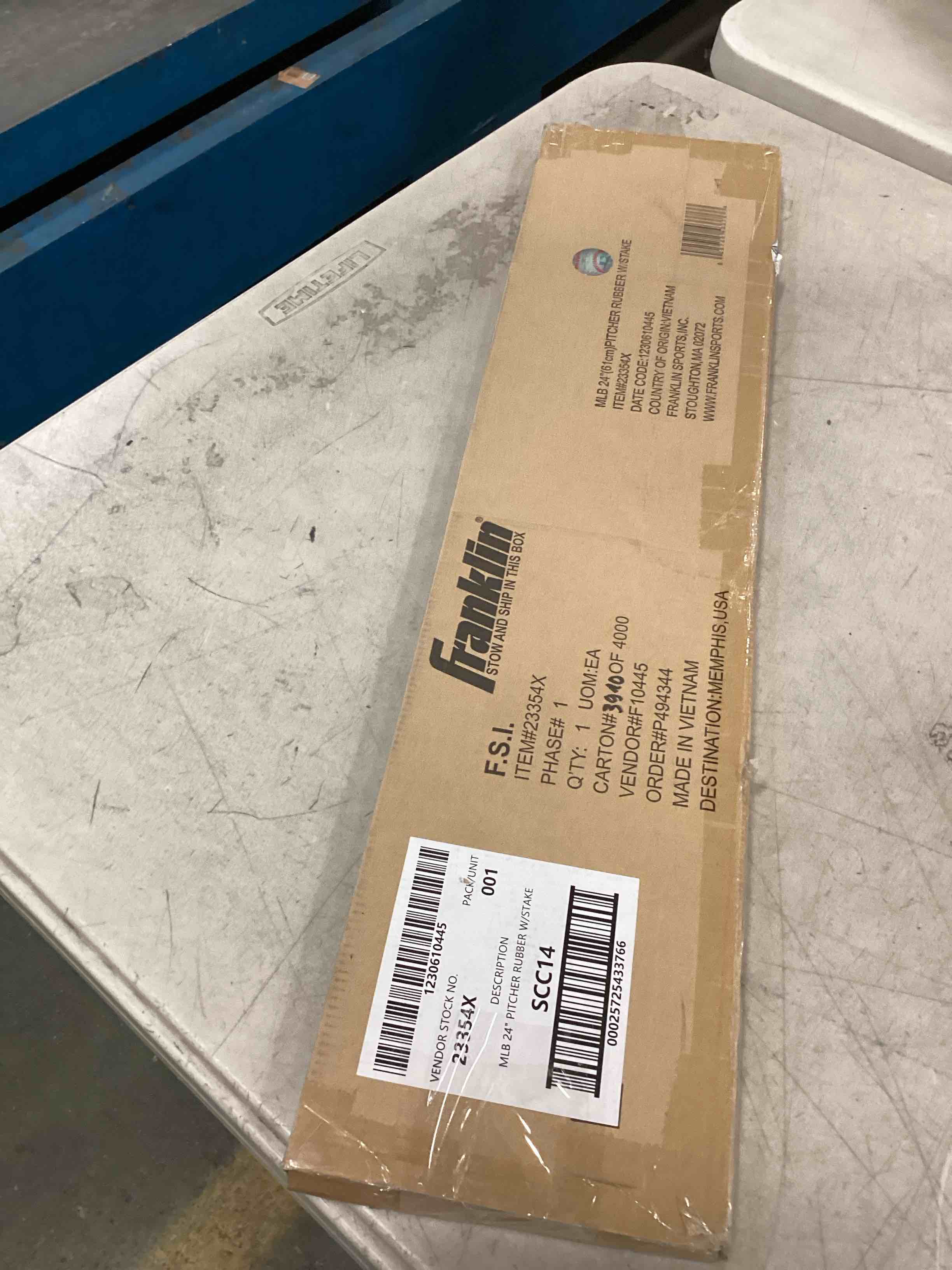 https://s3.amazonaws.com/lotting-images-prod/bidfta/YEL6433818_1718907043742.jpeg