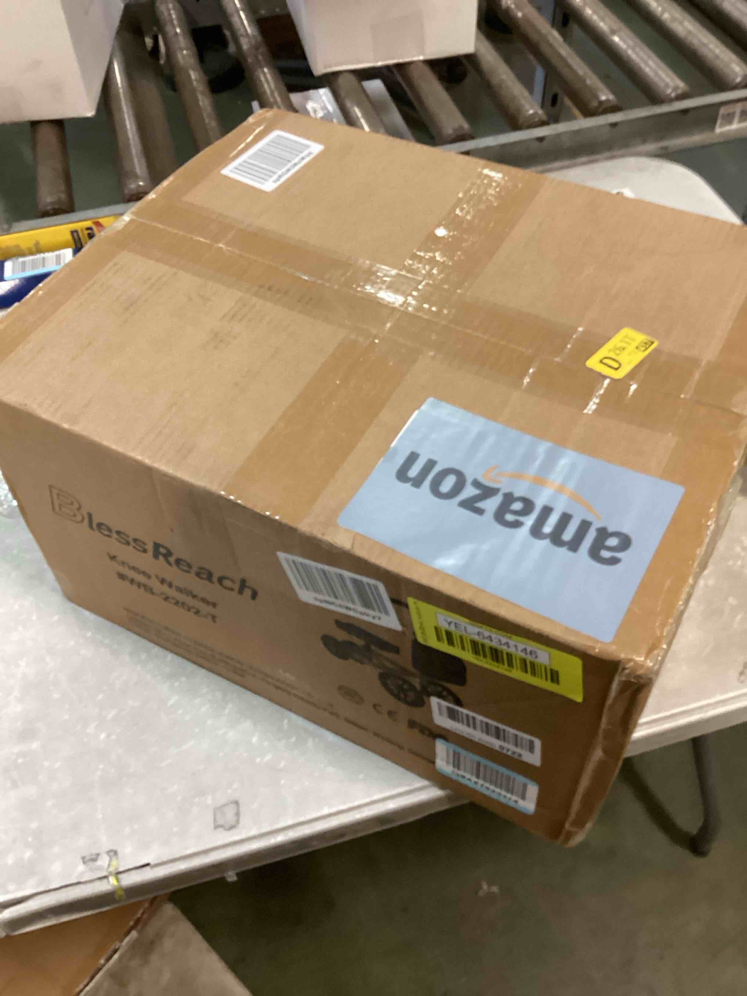 https://s3.amazonaws.com/lotting-images-prod/bidfta/YEL6434146_1718287002805.jpeg