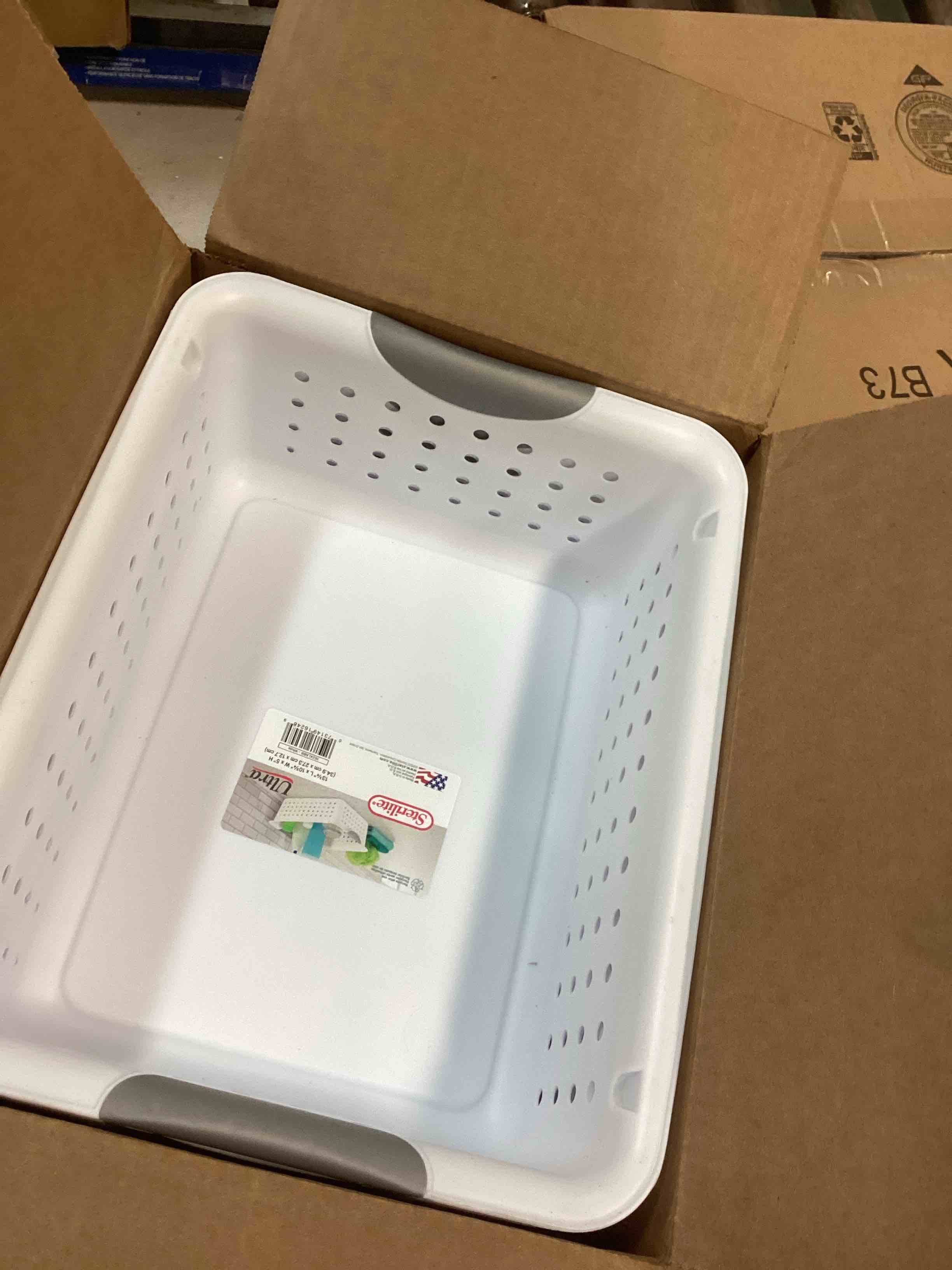 https://s3.amazonaws.com/lotting-images-prod/bidfta/YEL6435058_1718714890646.jpeg