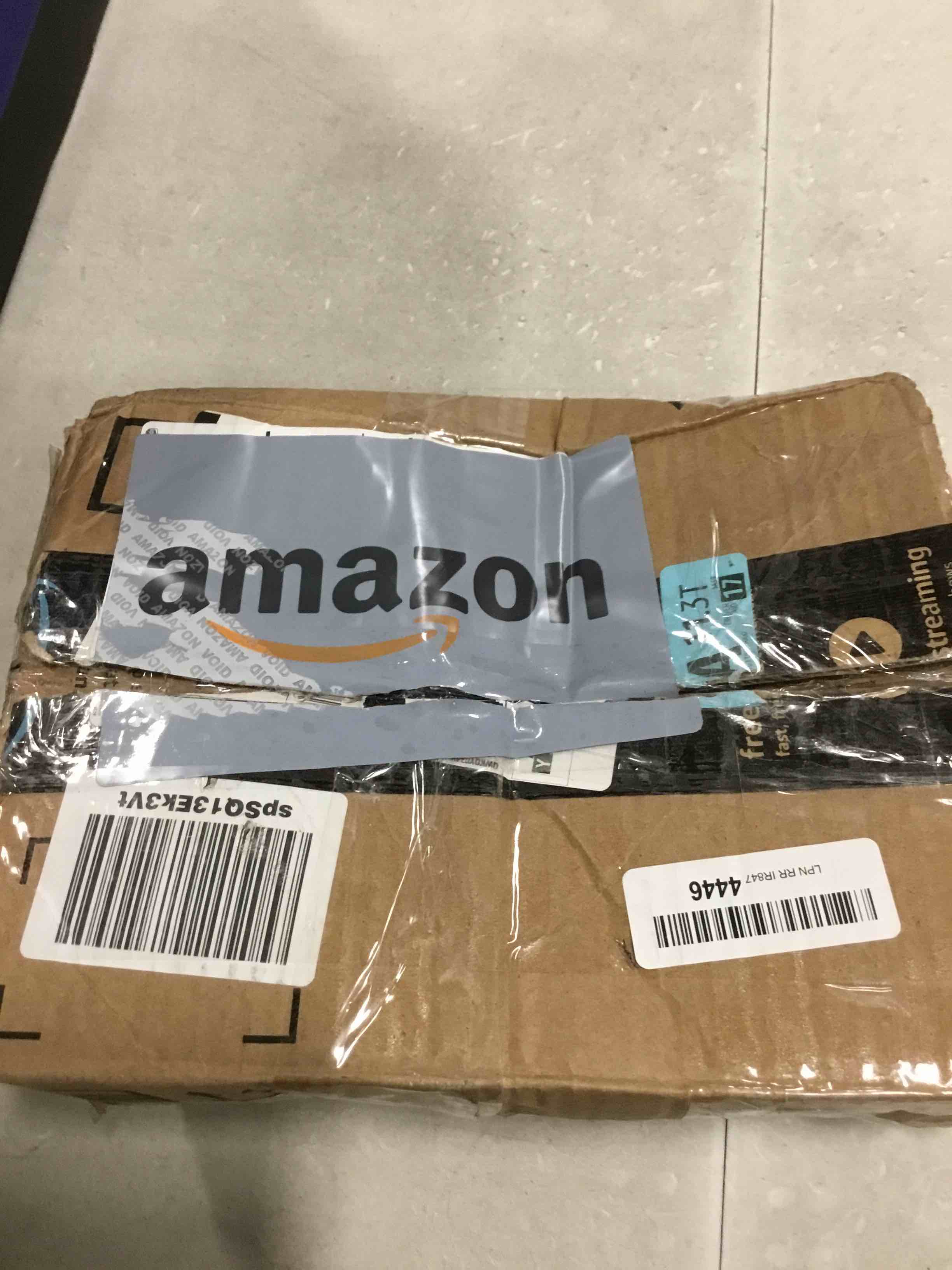 https://s3.amazonaws.com/lotting-images-prod/bidfta/YEL6435524_1717861338175.jpeg