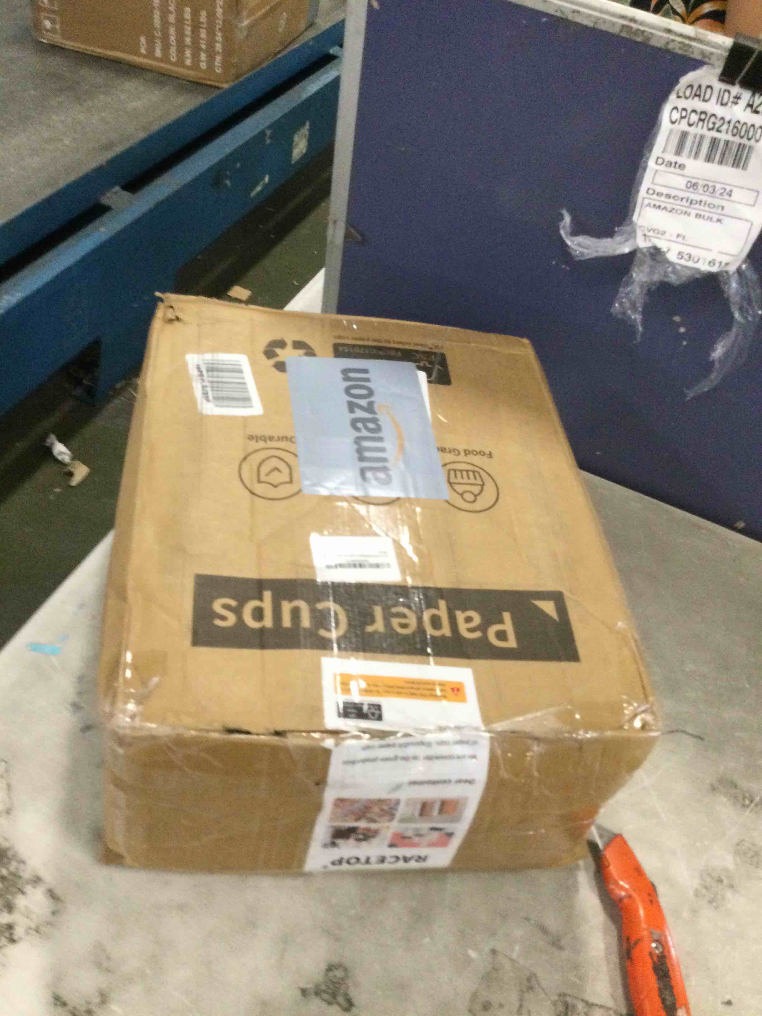 https://s3.amazonaws.com/lotting-images-prod/bidfta/YEL6435667_1718121170588.jpeg
