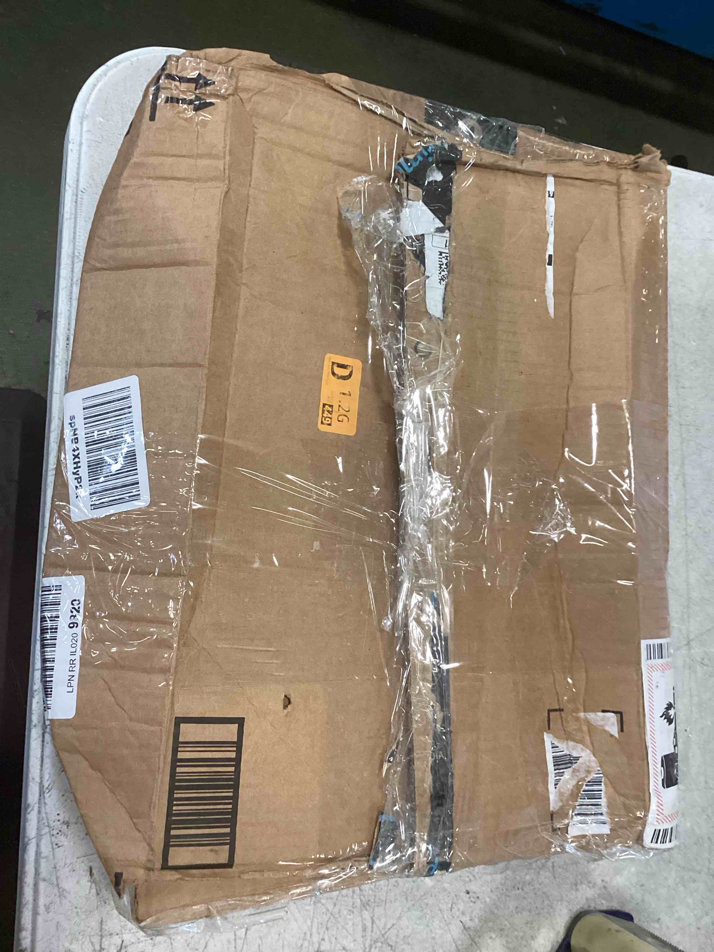 https://s3.amazonaws.com/lotting-images-prod/bidfta/YEL6437658_1718455655924.jpeg
