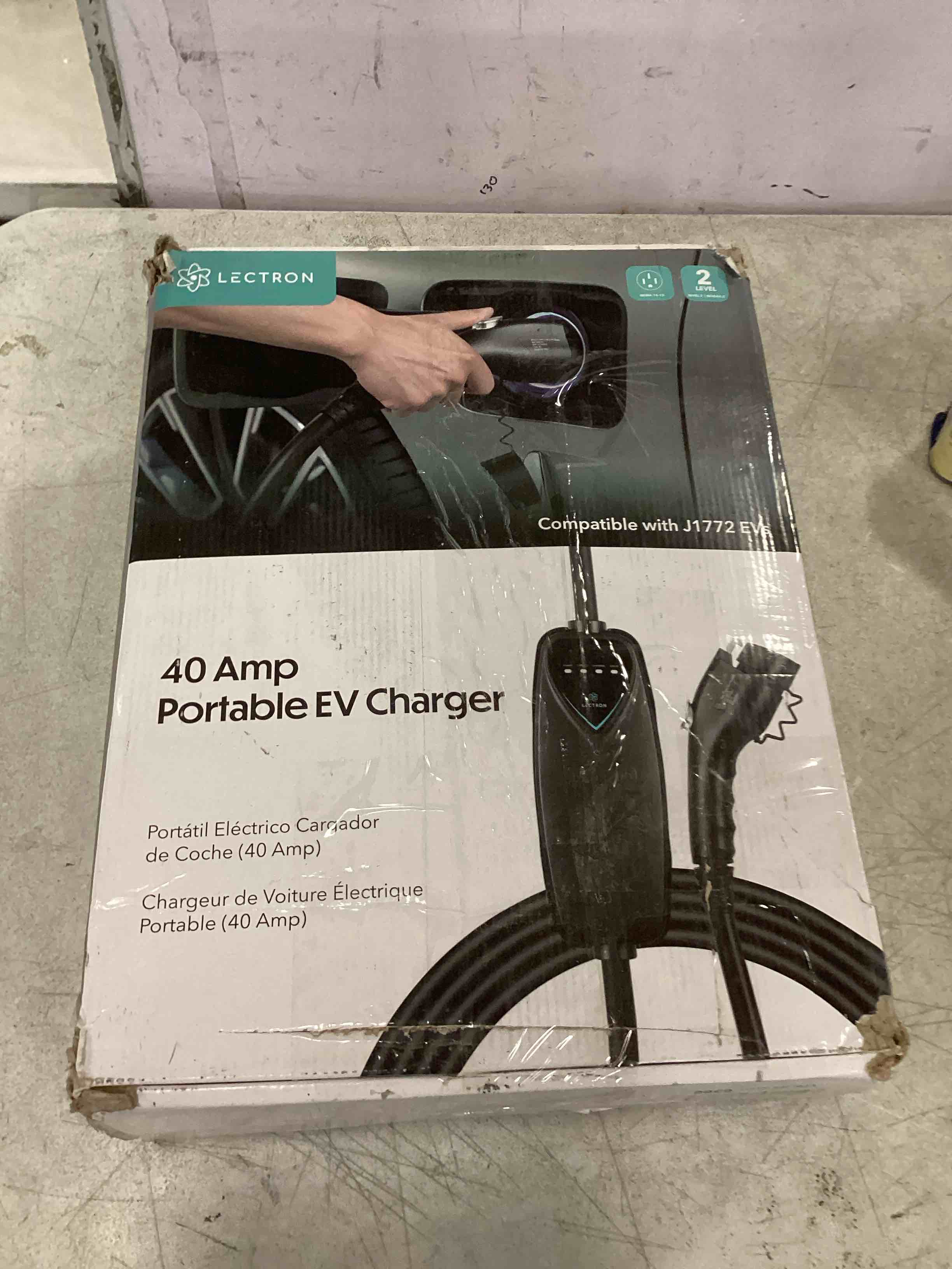 https://s3.amazonaws.com/lotting-images-prod/bidfta/YEL6437943_1718635998439.jpeg