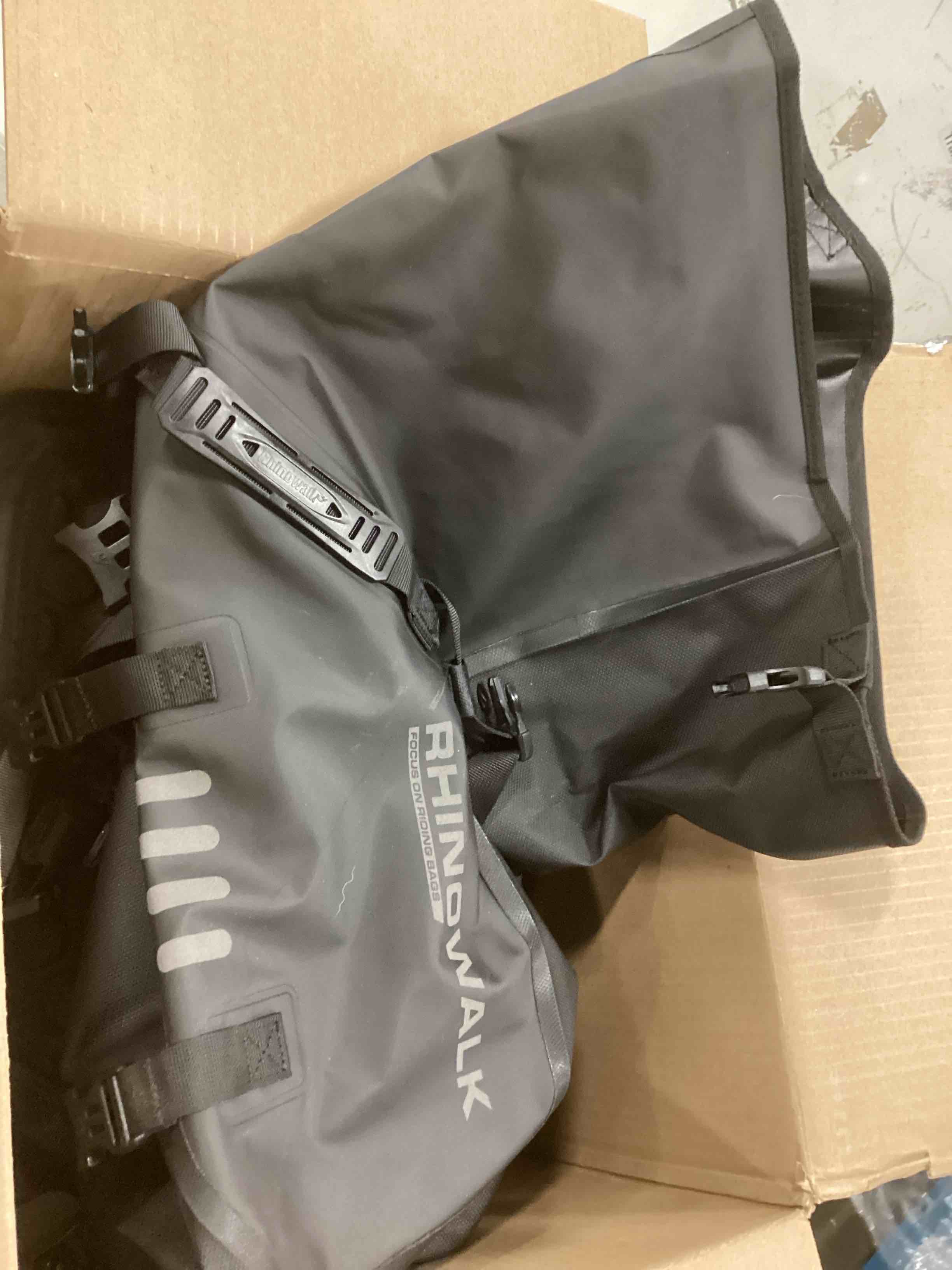 https://s3.amazonaws.com/lotting-images-prod/bidfta/YEL6438279_1718796254358.jpeg