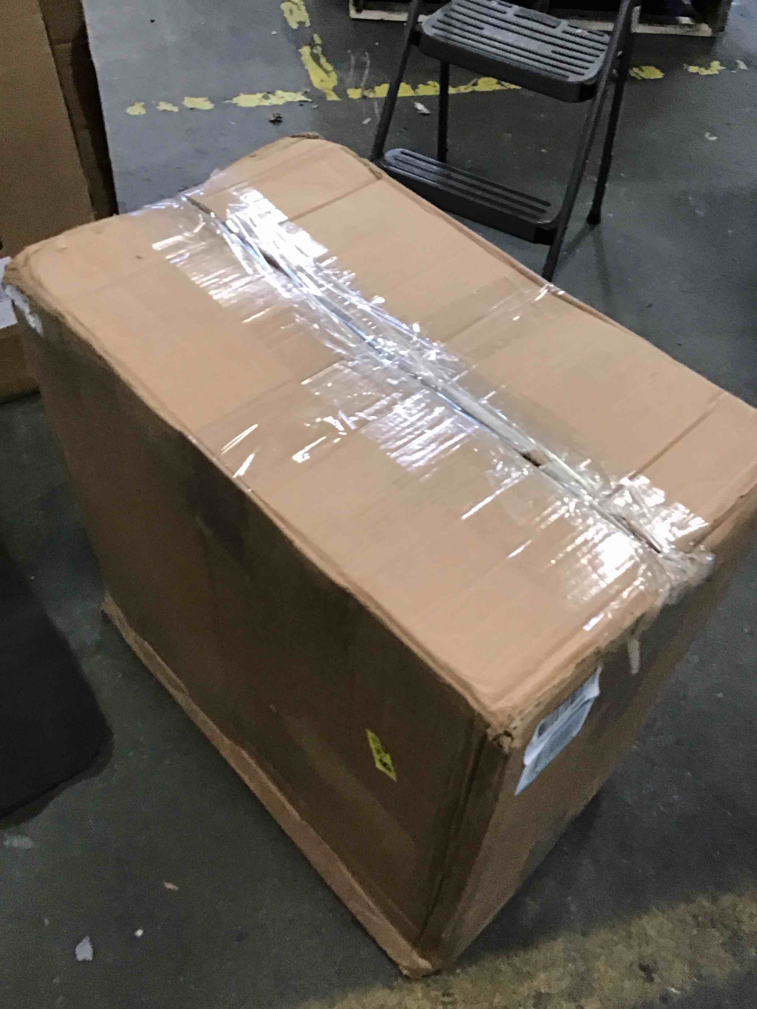 https://s3.amazonaws.com/lotting-images-prod/bidfta/YEL6438530_1718222795400.jpeg