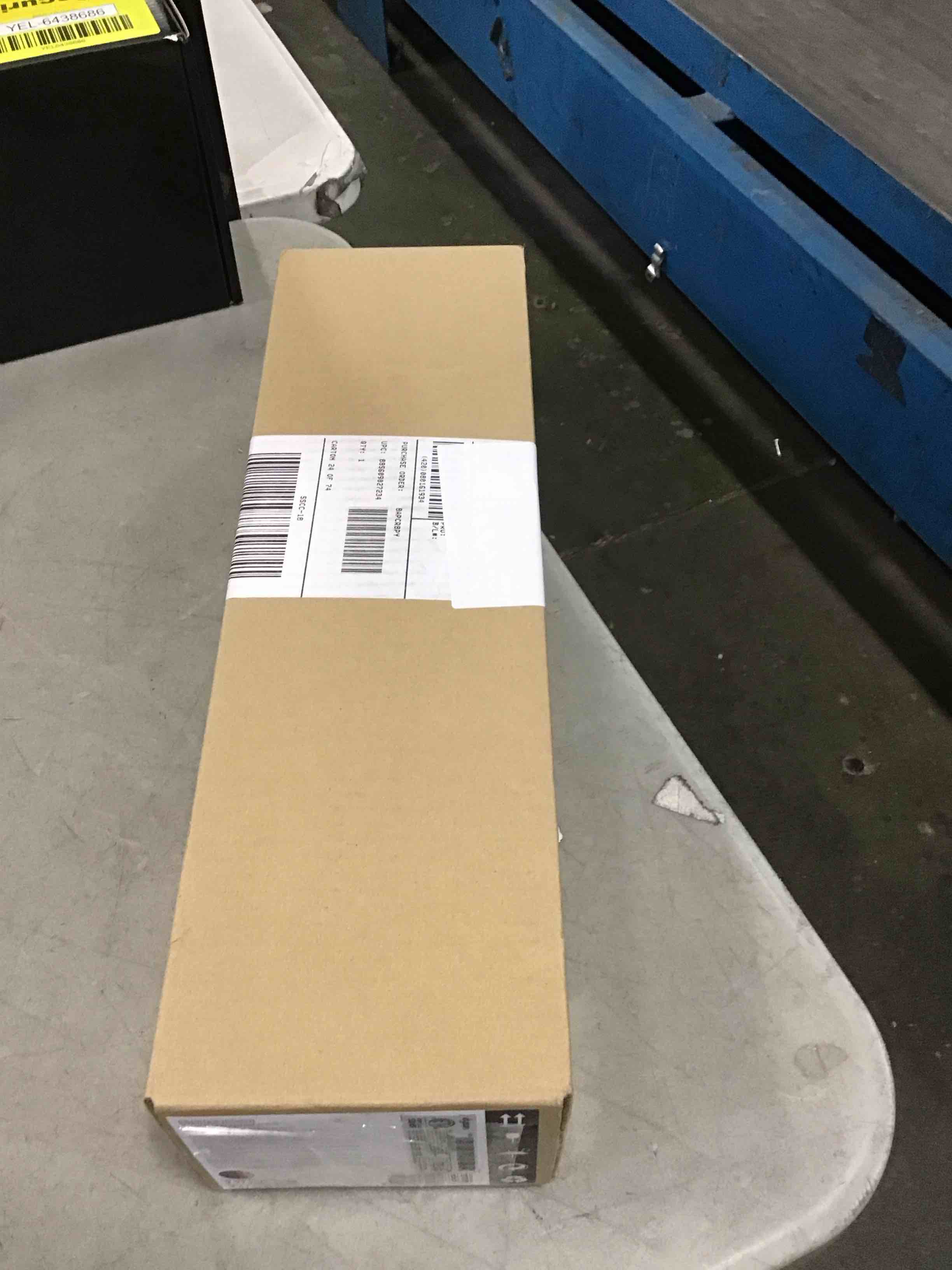 https://s3.amazonaws.com/lotting-images-prod/bidfta/YEL6438733_1718302593294.jpeg