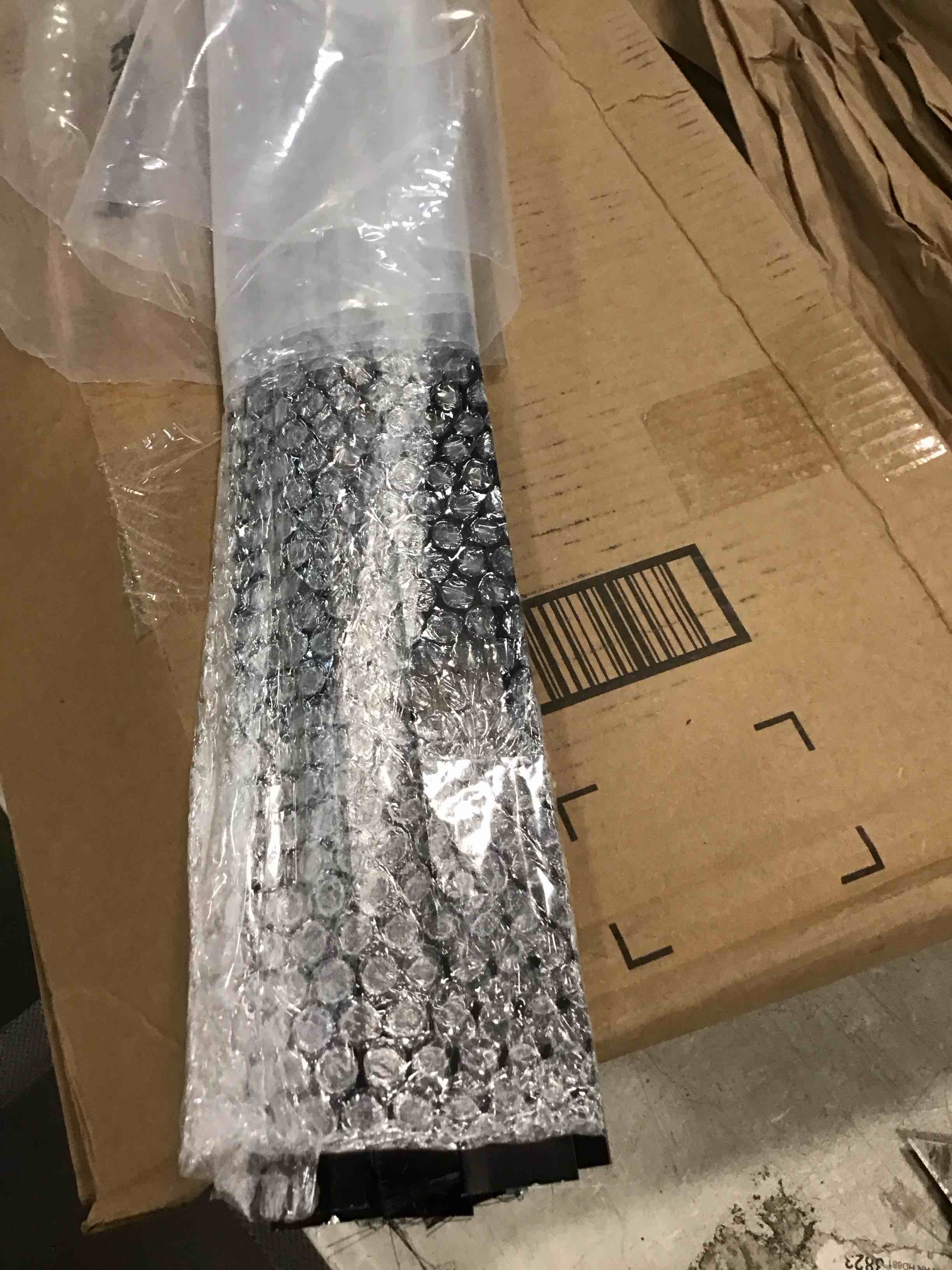 https://s3.amazonaws.com/lotting-images-prod/bidfta/YEL6438808_1718366723640.jpeg