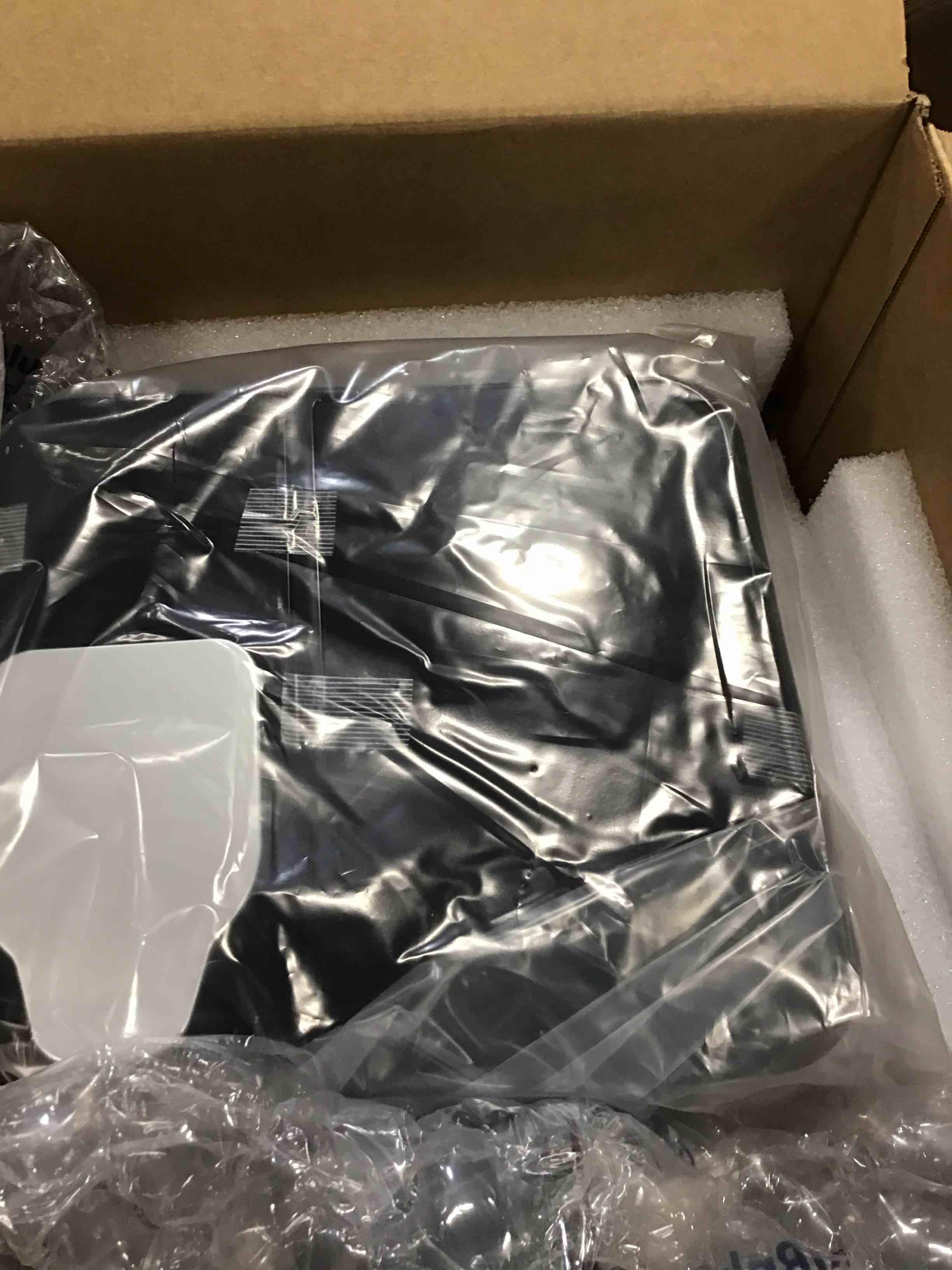 https://s3.amazonaws.com/lotting-images-prod/bidfta/YEL6439013_1718394349834.jpeg