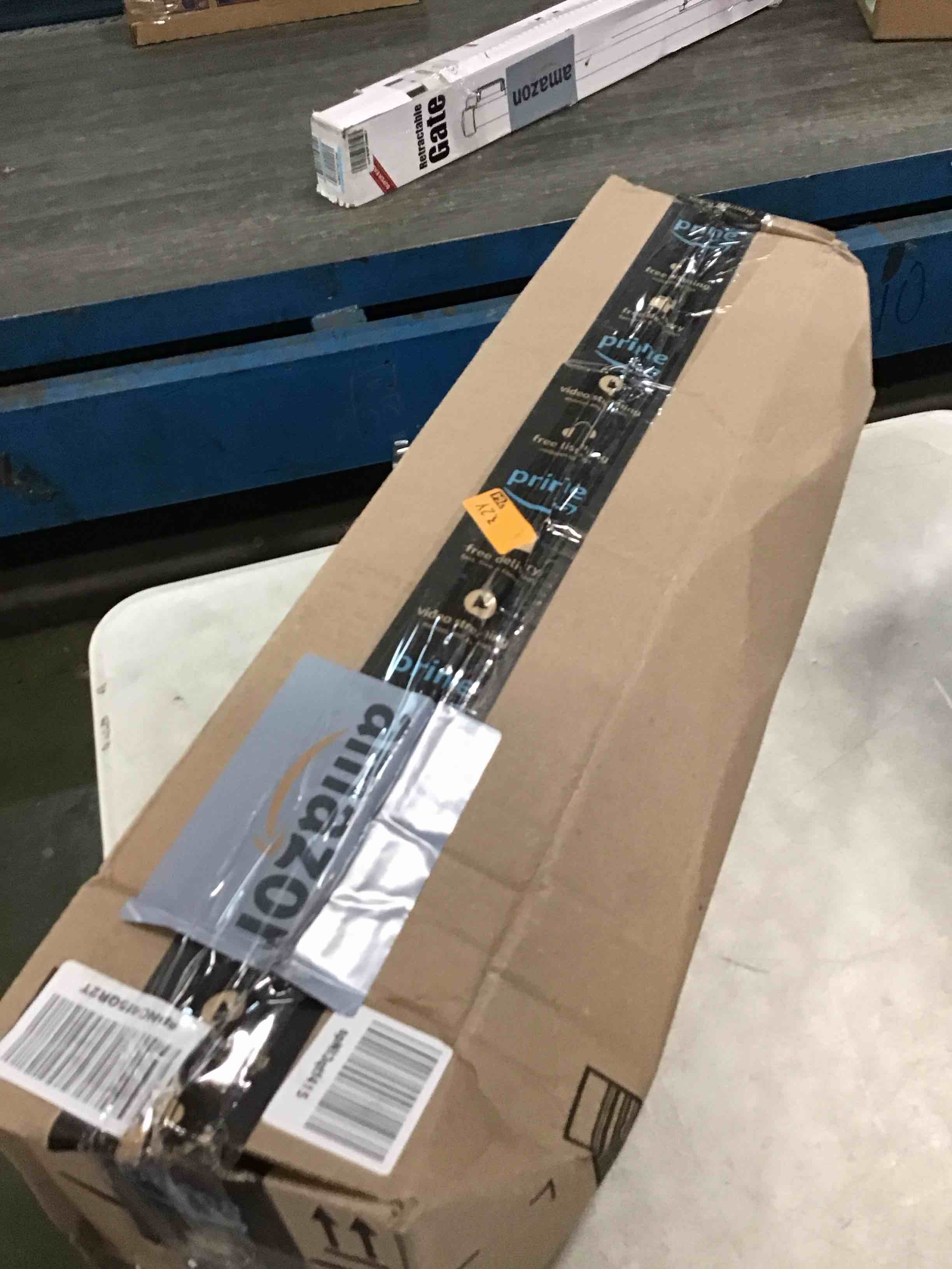 https://s3.amazonaws.com/lotting-images-prod/bidfta/YEL6439062_1718453679428.jpeg