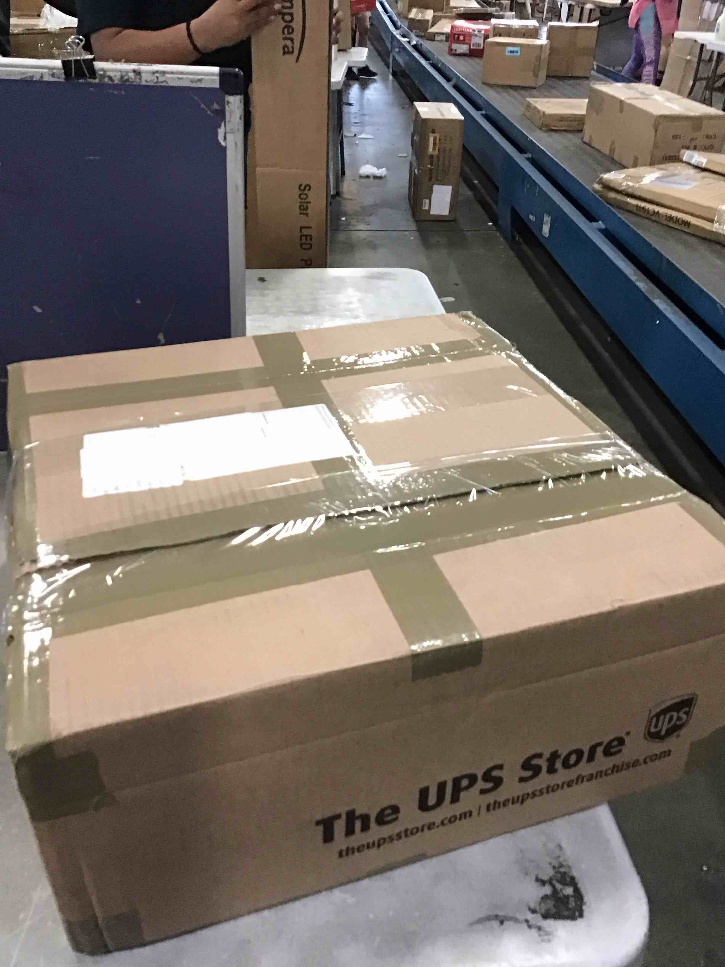 https://s3.amazonaws.com/lotting-images-prod/bidfta/YEL6439343_1718635011481.jpeg
