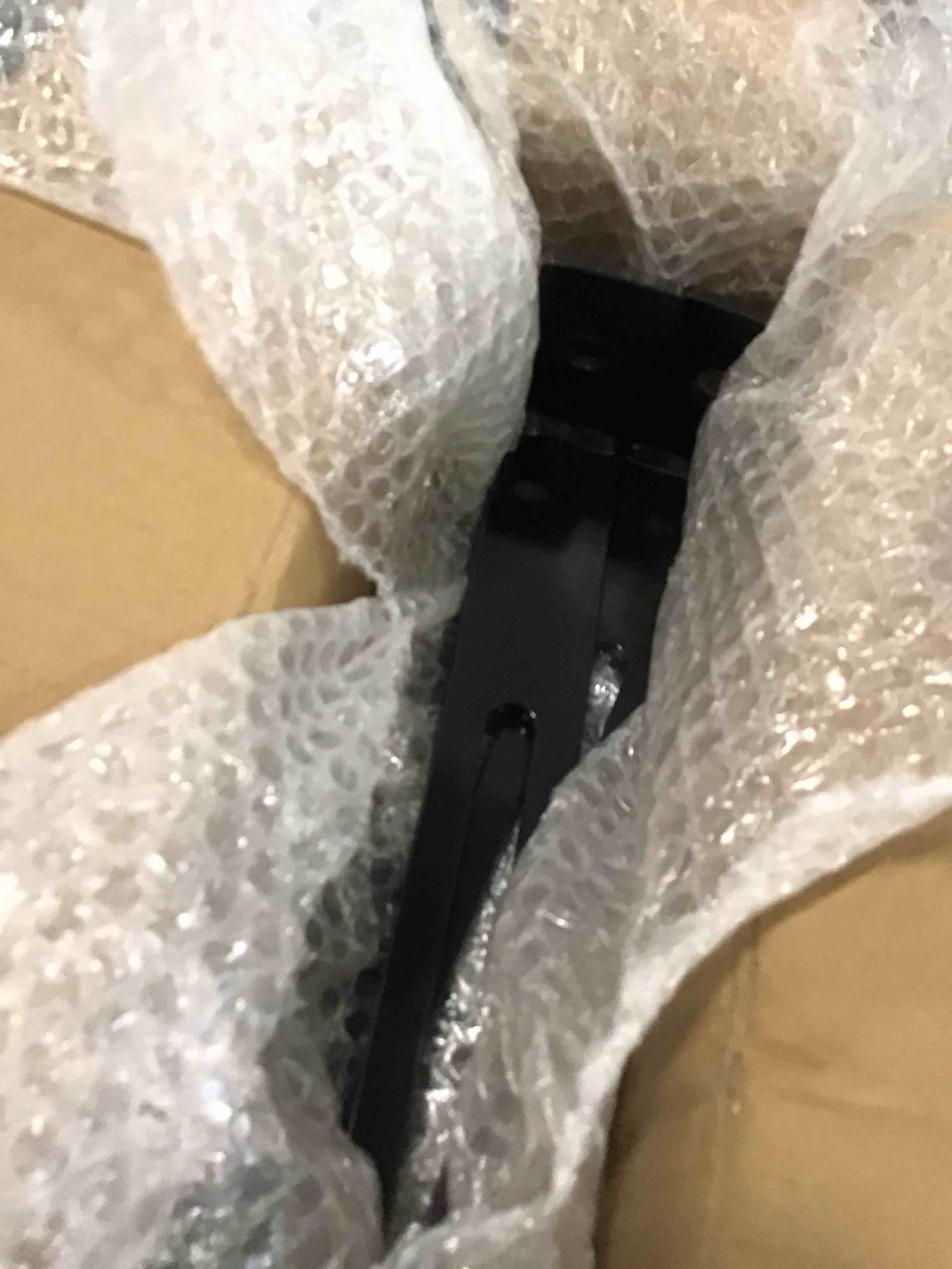https://s3.amazonaws.com/lotting-images-prod/bidfta/YEL6439671_1718732741450.jpeg