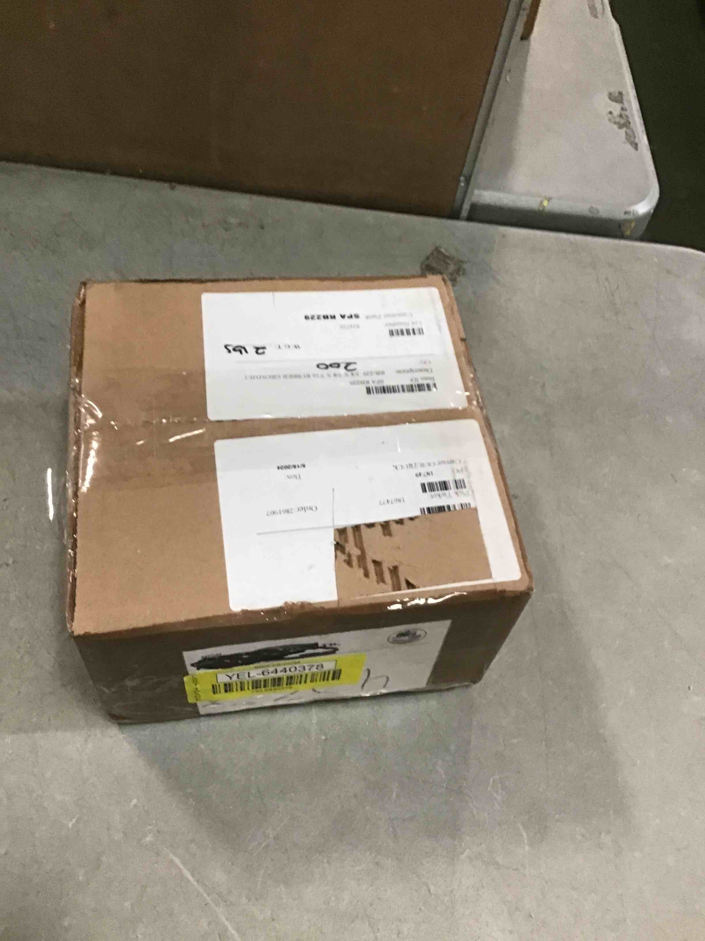 https://s3.amazonaws.com/lotting-images-prod/bidfta/YEL6440378_1717696922207.jpeg