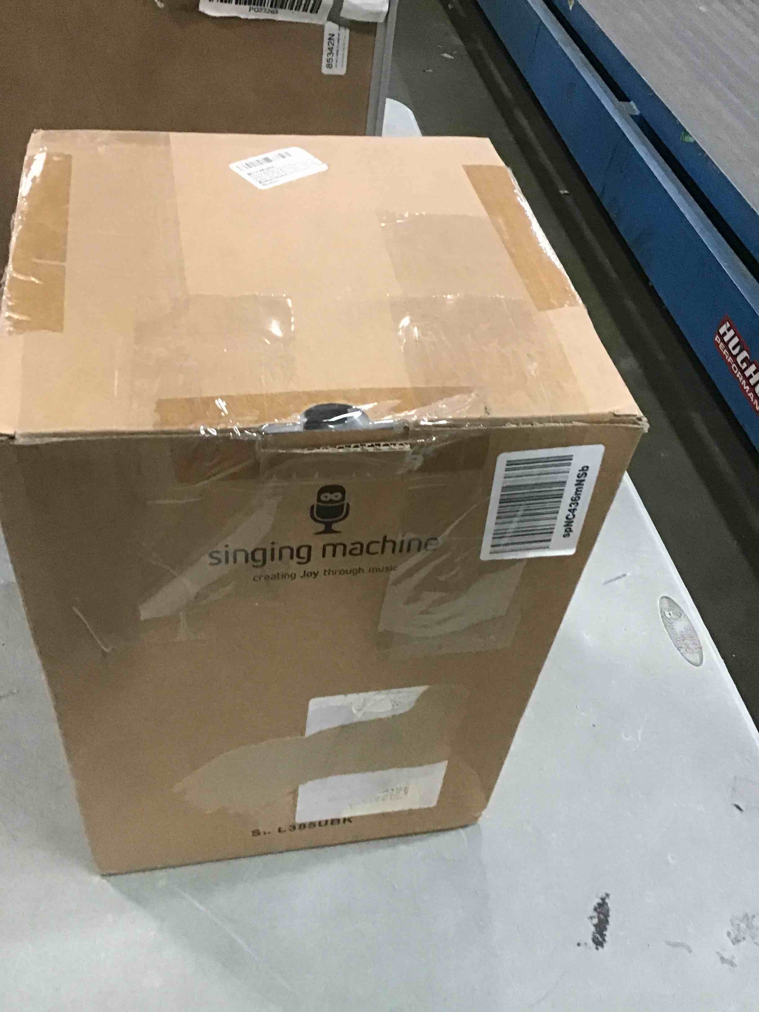 https://s3.amazonaws.com/lotting-images-prod/bidfta/YEL6440383_1717697469121.jpeg