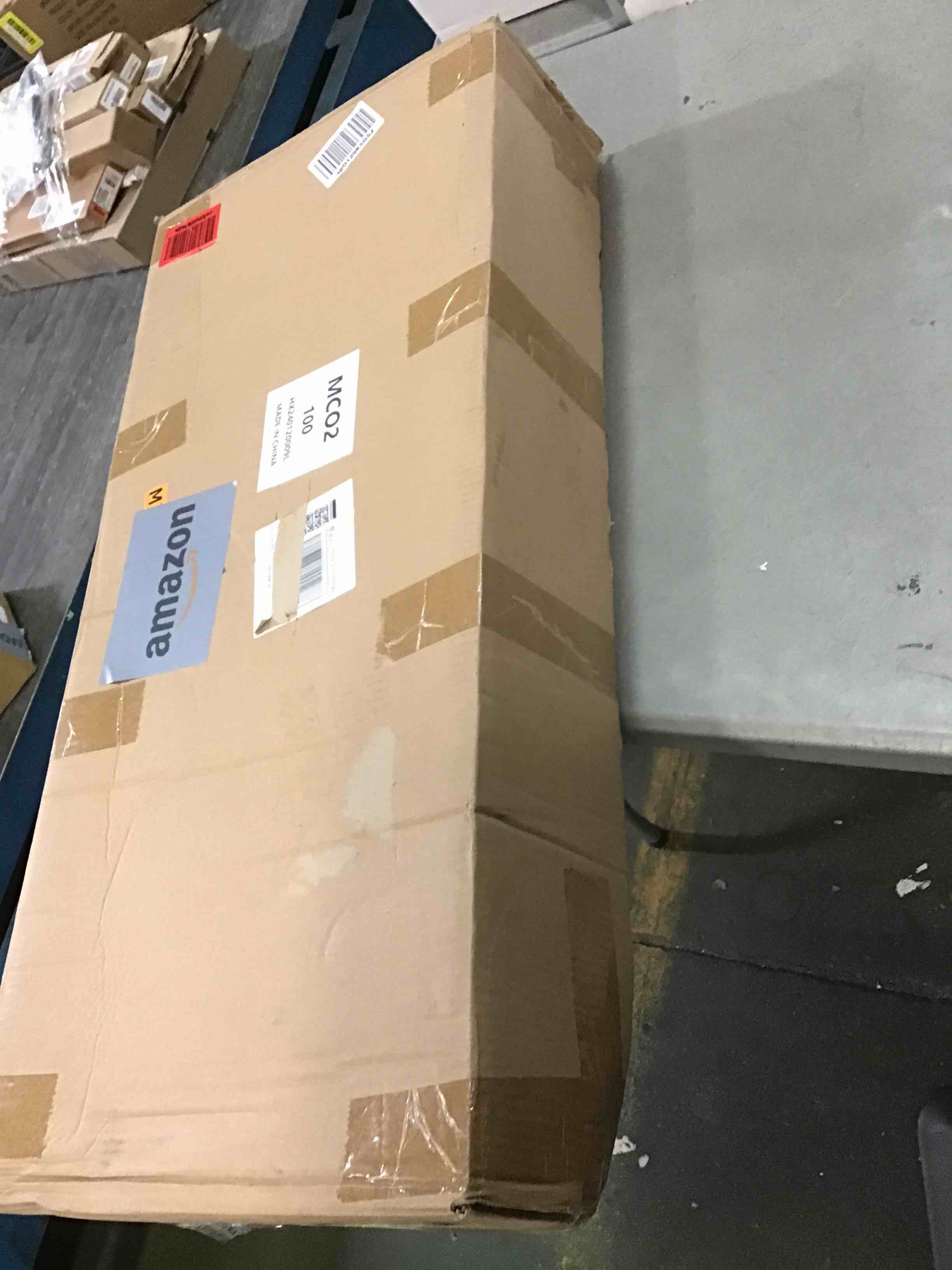 https://s3.amazonaws.com/lotting-images-prod/bidfta/YEL6440516_1717770606632.jpeg