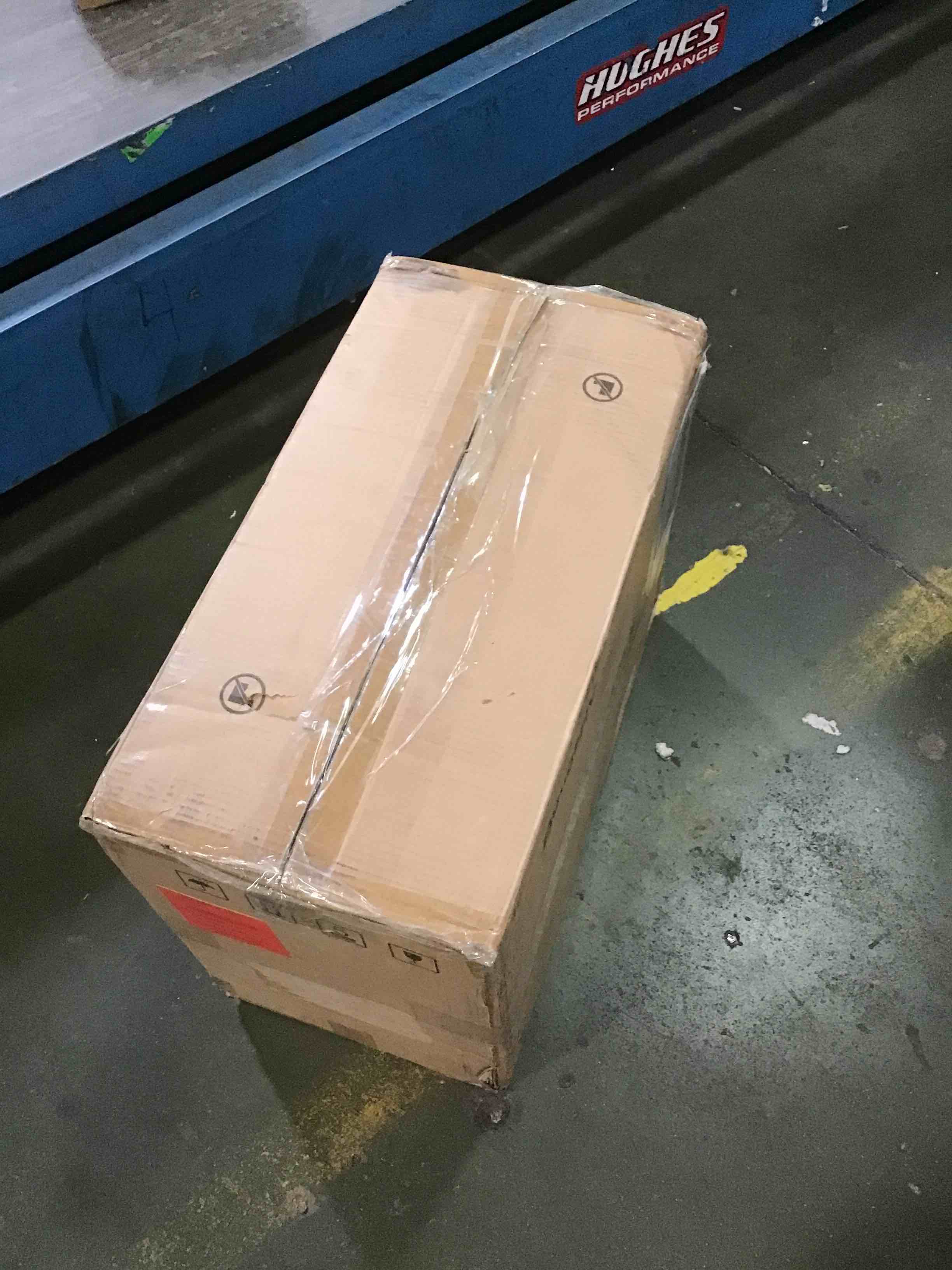 https://s3.amazonaws.com/lotting-images-prod/bidfta/YEL6440628_1717785091128.jpeg