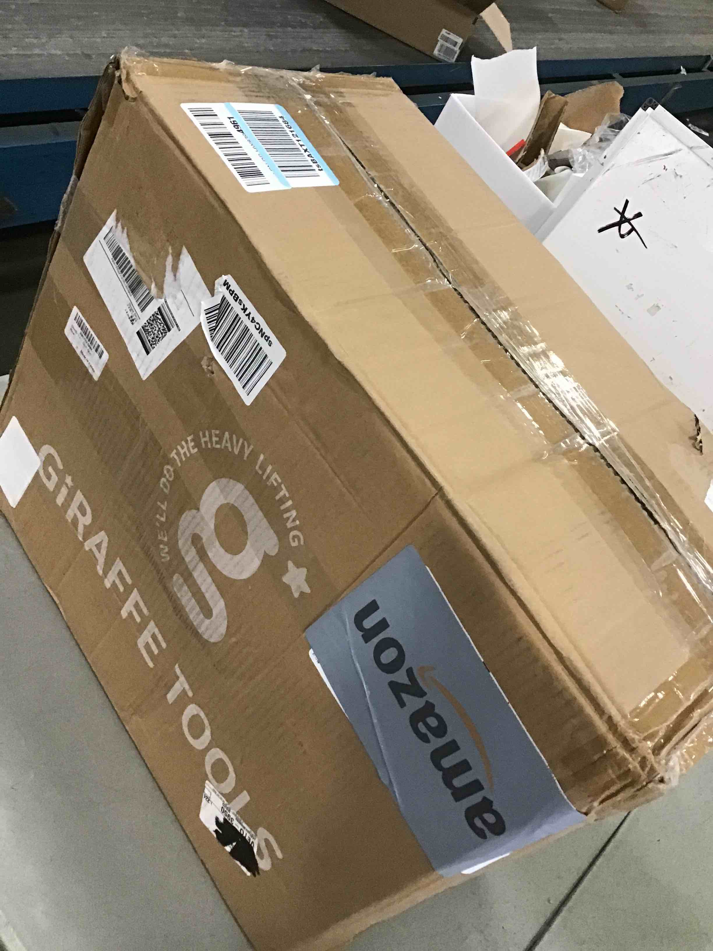 https://s3.amazonaws.com/lotting-images-prod/bidfta/YEL6440666_1717789496486.jpeg