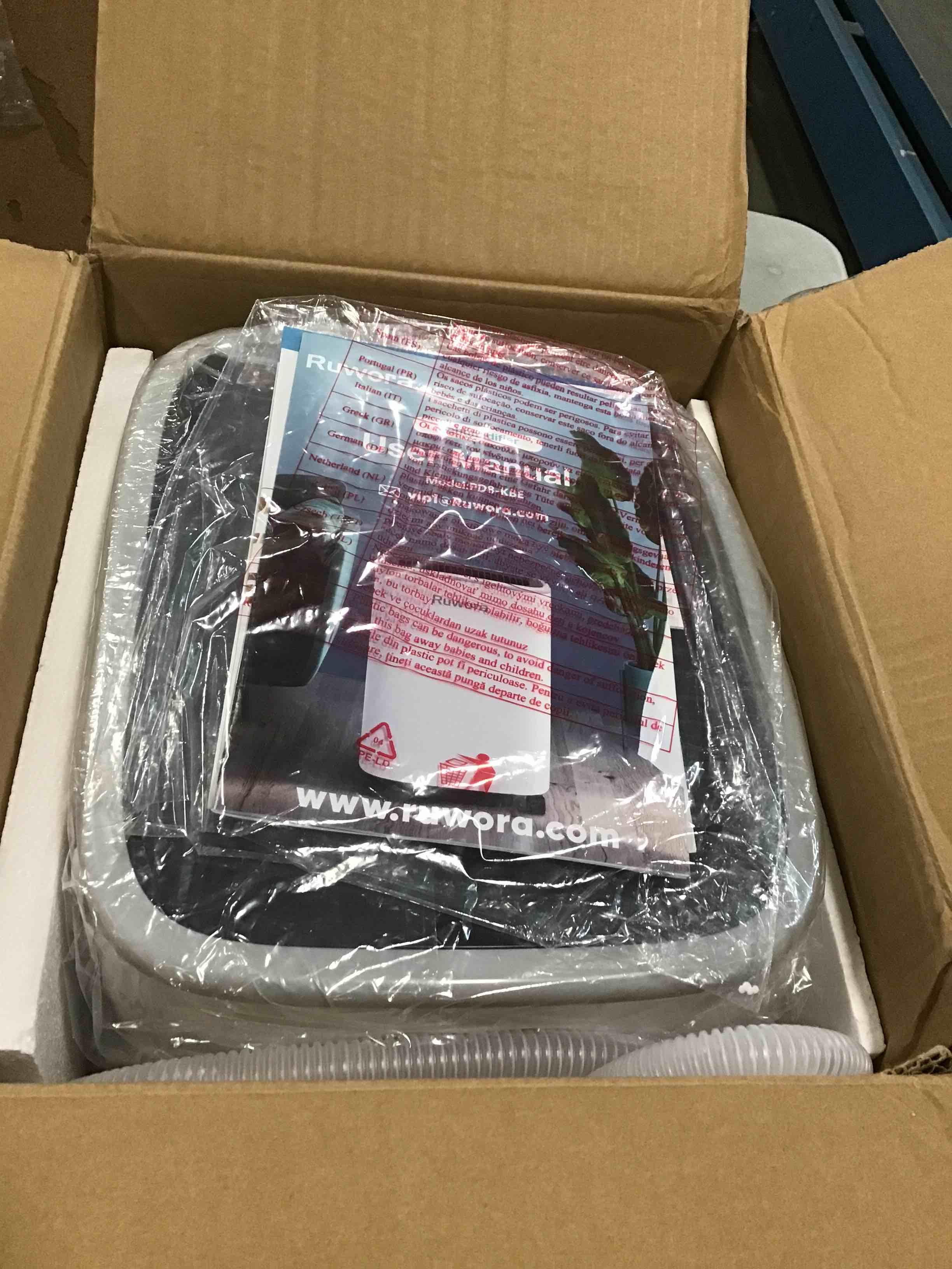 https://s3.amazonaws.com/lotting-images-prod/bidfta/YEL6441132_1718190867115.jpeg