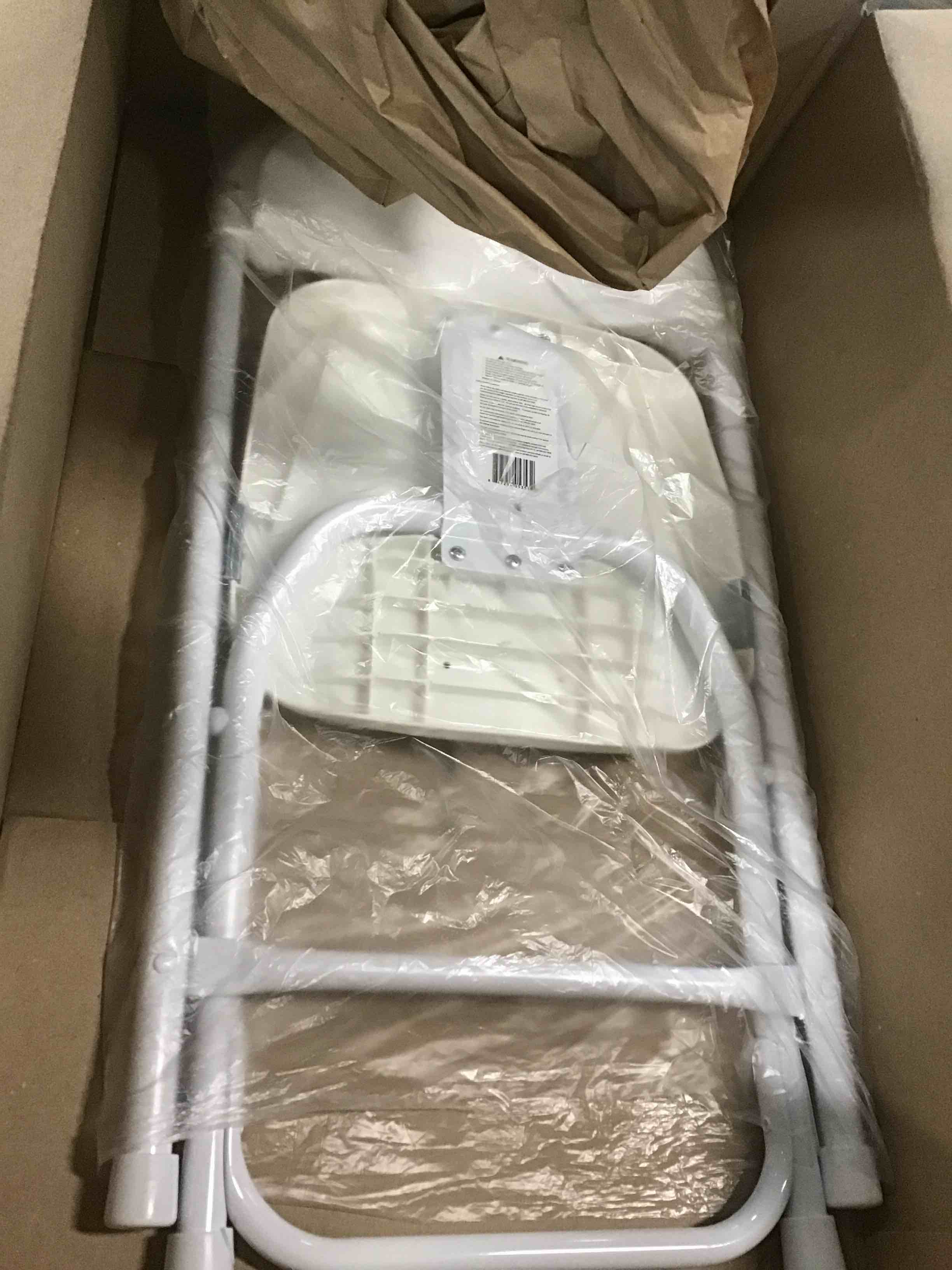https://s3.amazonaws.com/lotting-images-prod/bidfta/YEL6441418_1718284220308.jpeg
